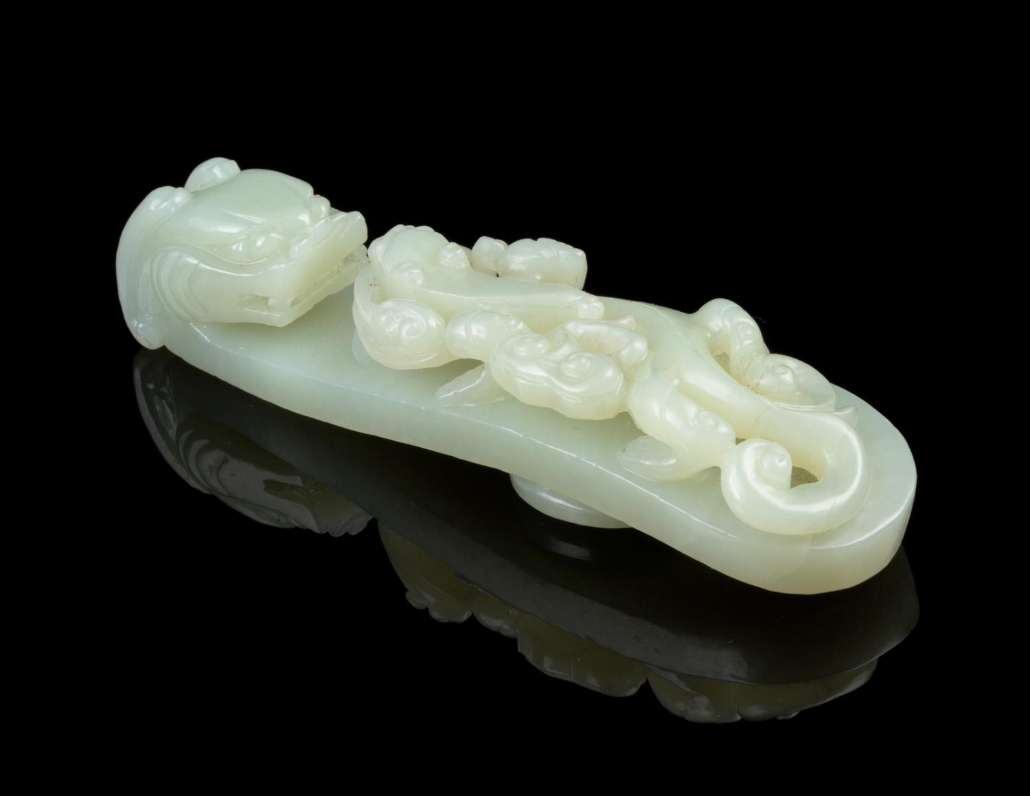 A Large Chinese Jade Belt Hook 19TH CENTURY Length 5 1/4 inches. — 19TH CENTURY