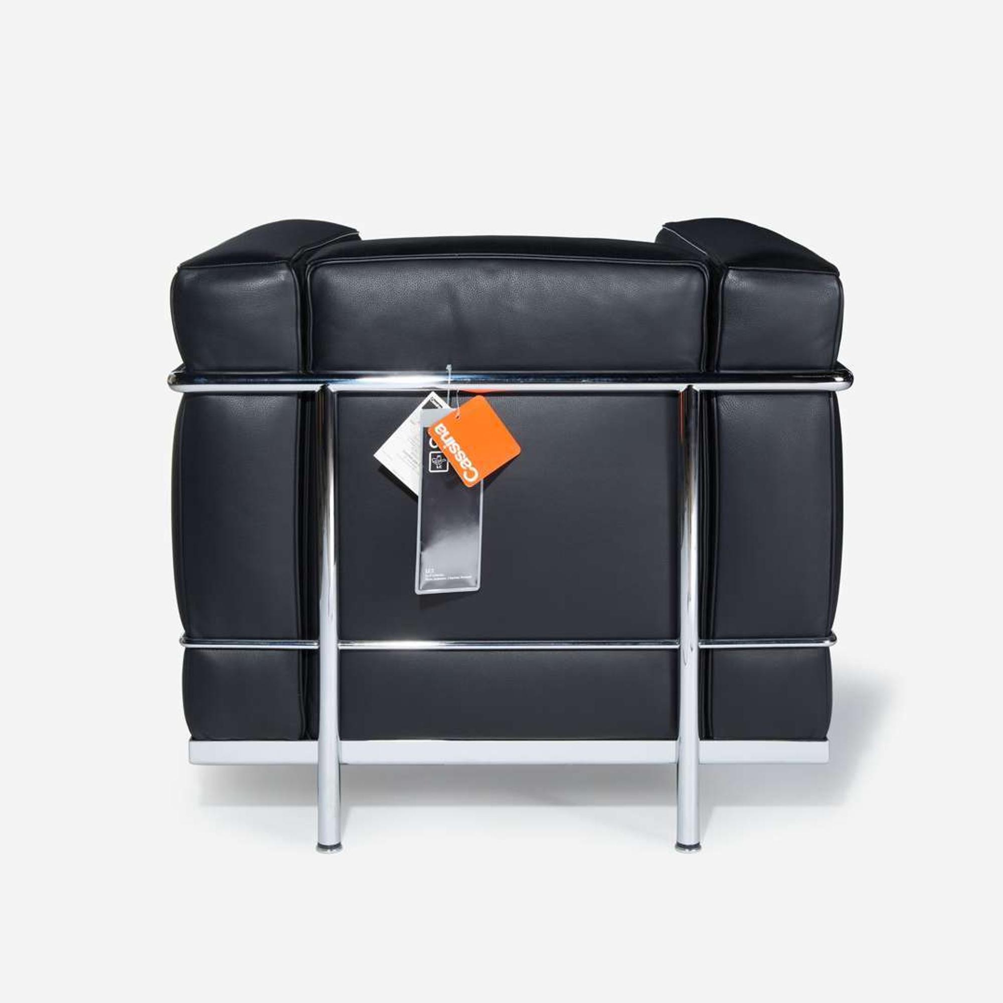 Le Corbusier, Pierre Jeanneret, and Charlotte Perriand Pair of LC2 Fauteuils Grand Confort, Petite Modèle, Cassina, Italy, designed 1928, the present lot early 21st century