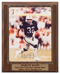 A Marcus Allen Autographed Photo Photo 10 x 8 inches.