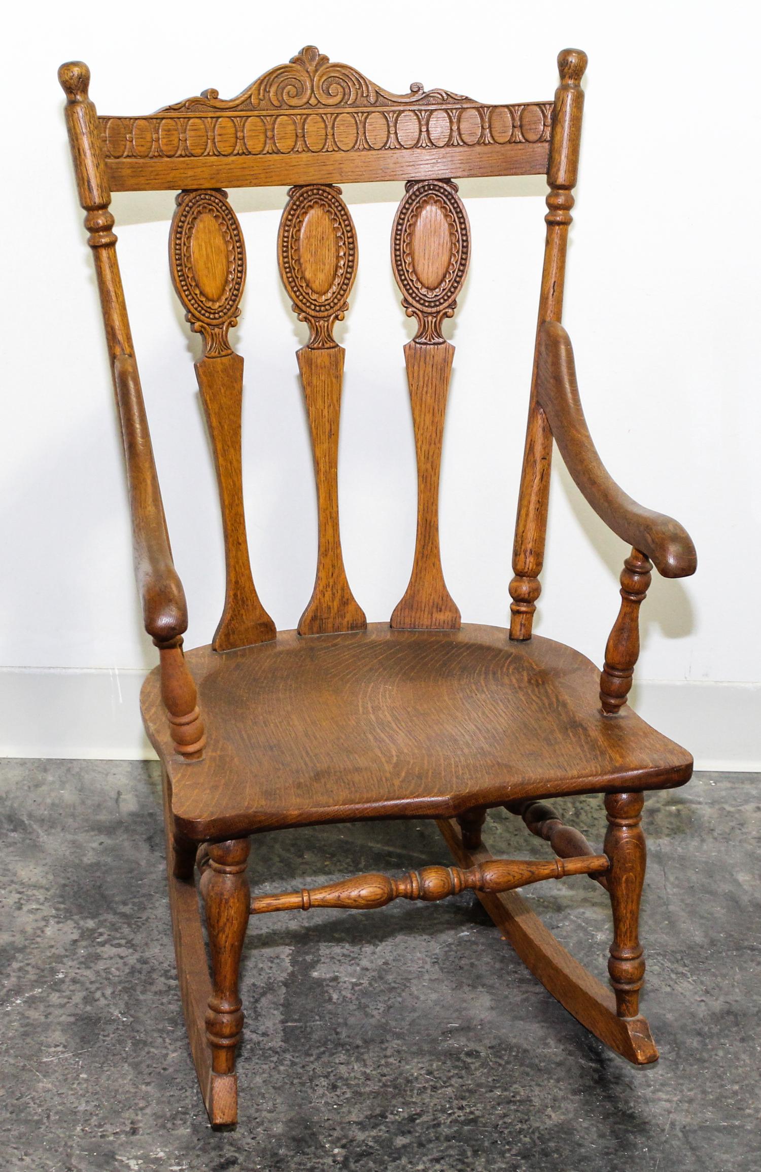 A Victorian Pressed Oak Rocker Height 28 1/2 inches. — 19TH/20TH CENTURY