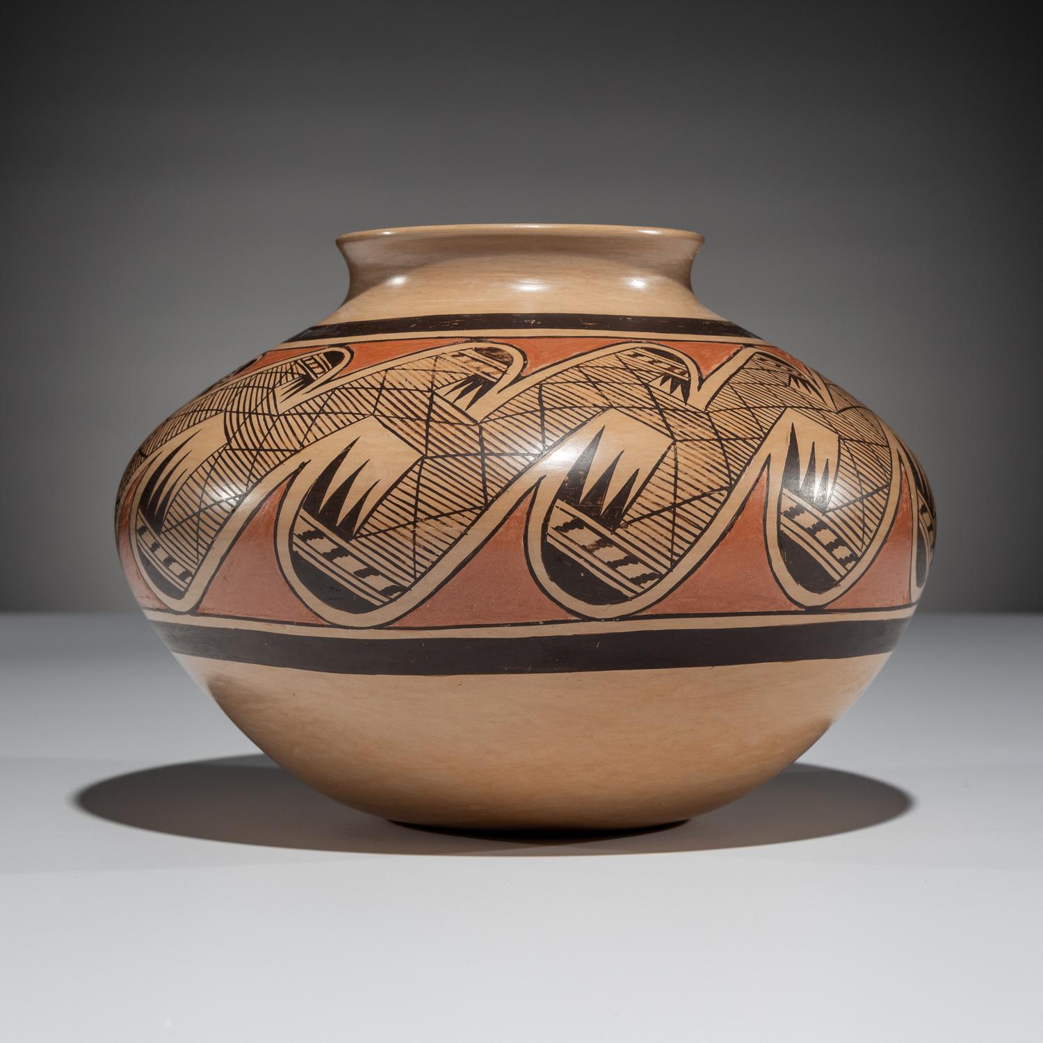 Pottery Jar, Migration Pattern