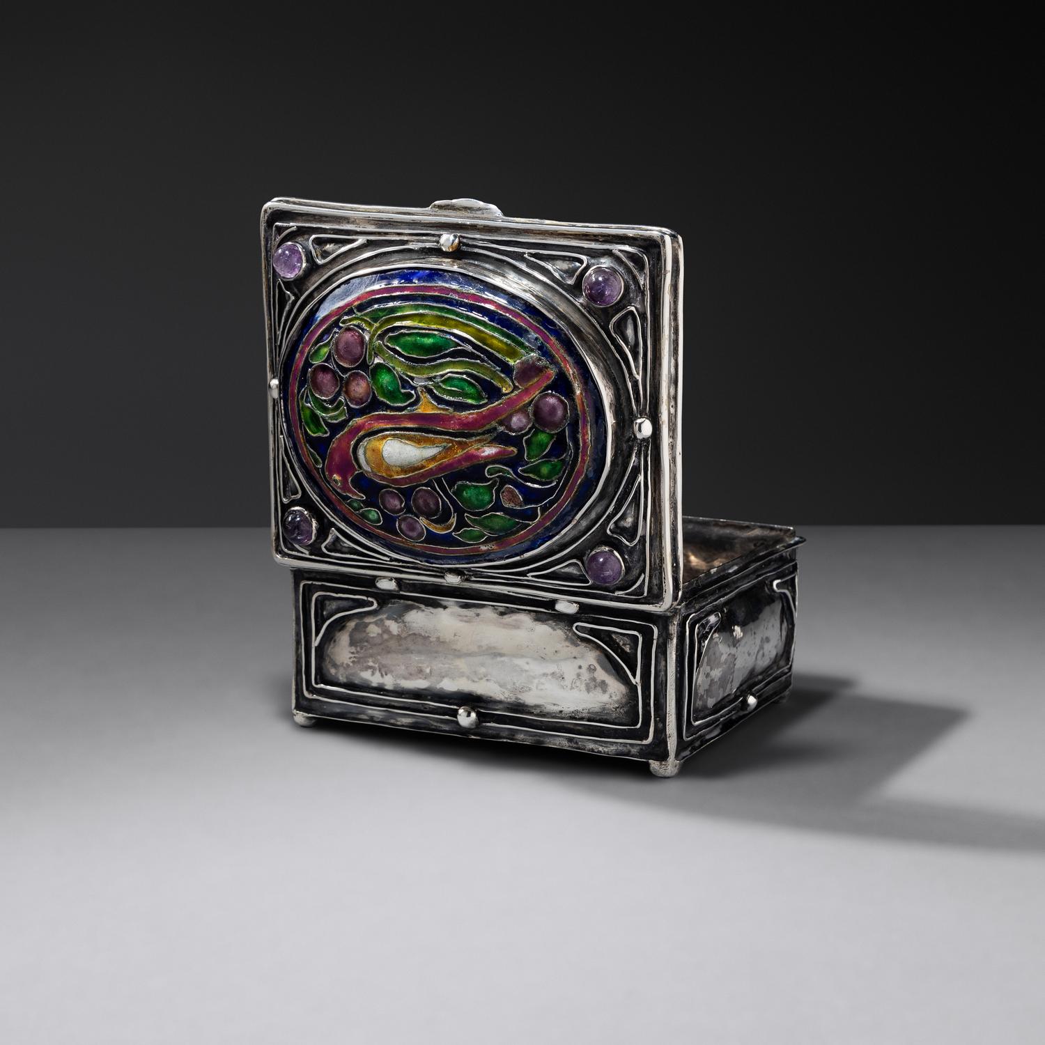 Exceptional box, c. 1920