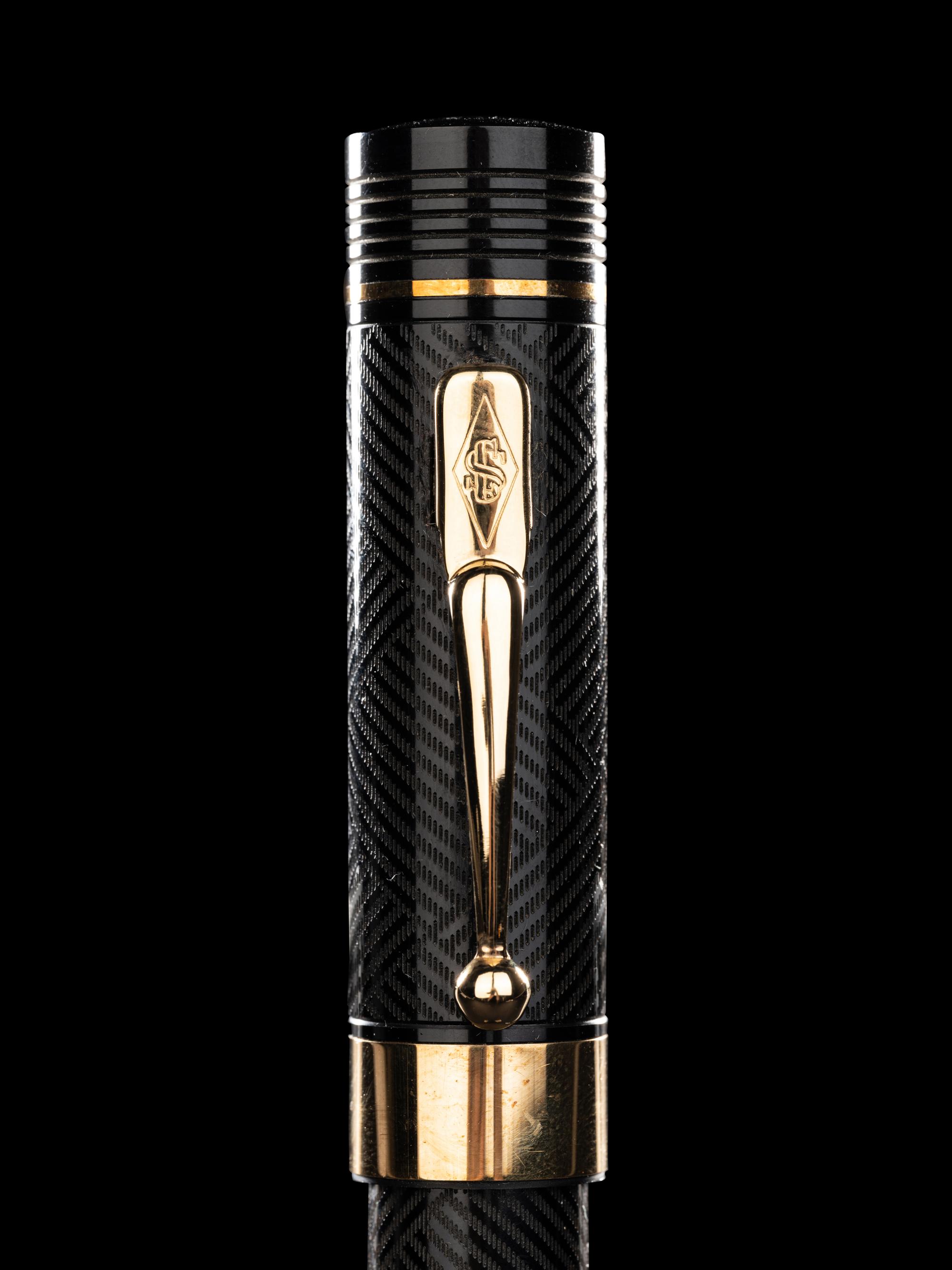 Conway Stewart: Churchill-Ebonite and Gilt Trim Limited Edition Ballpoint Pen