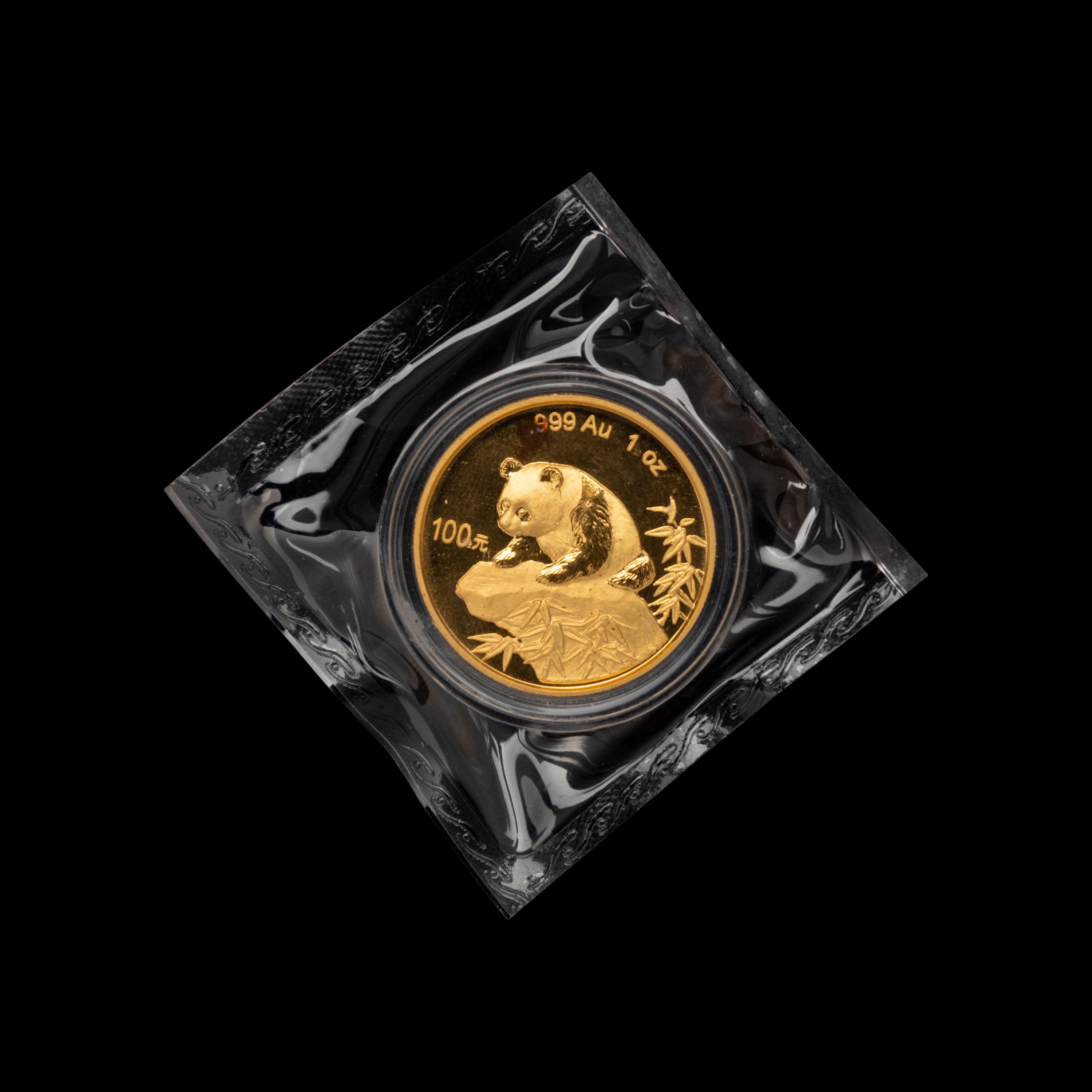 [CHINA] A 1999 Gold Panda 100-Yuan Gold Proof Coin