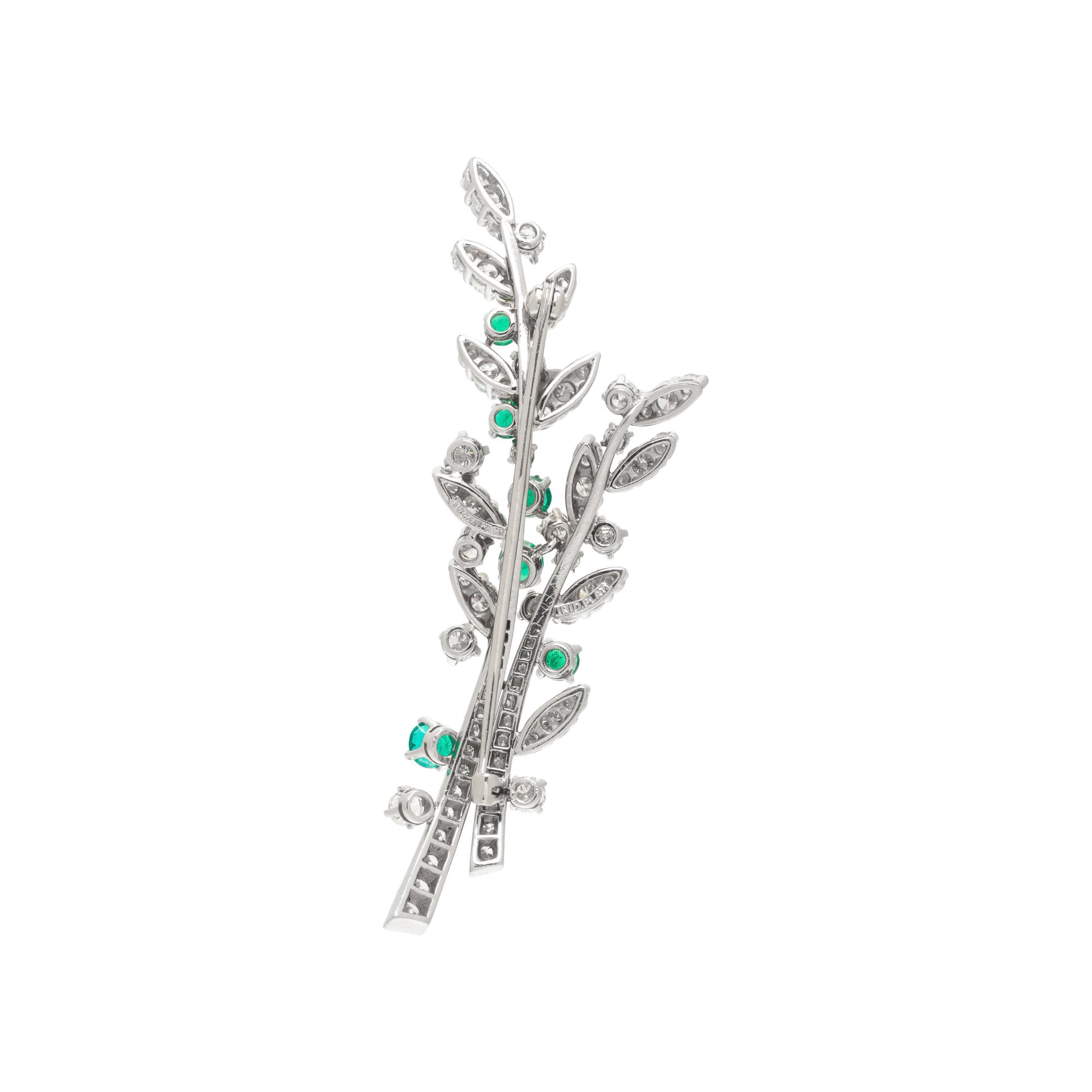 TIFFANY & CO., DIAMOND AND EMERALD BROOCH