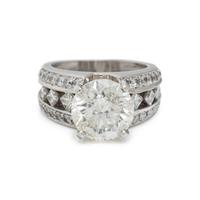DIAMOND RING