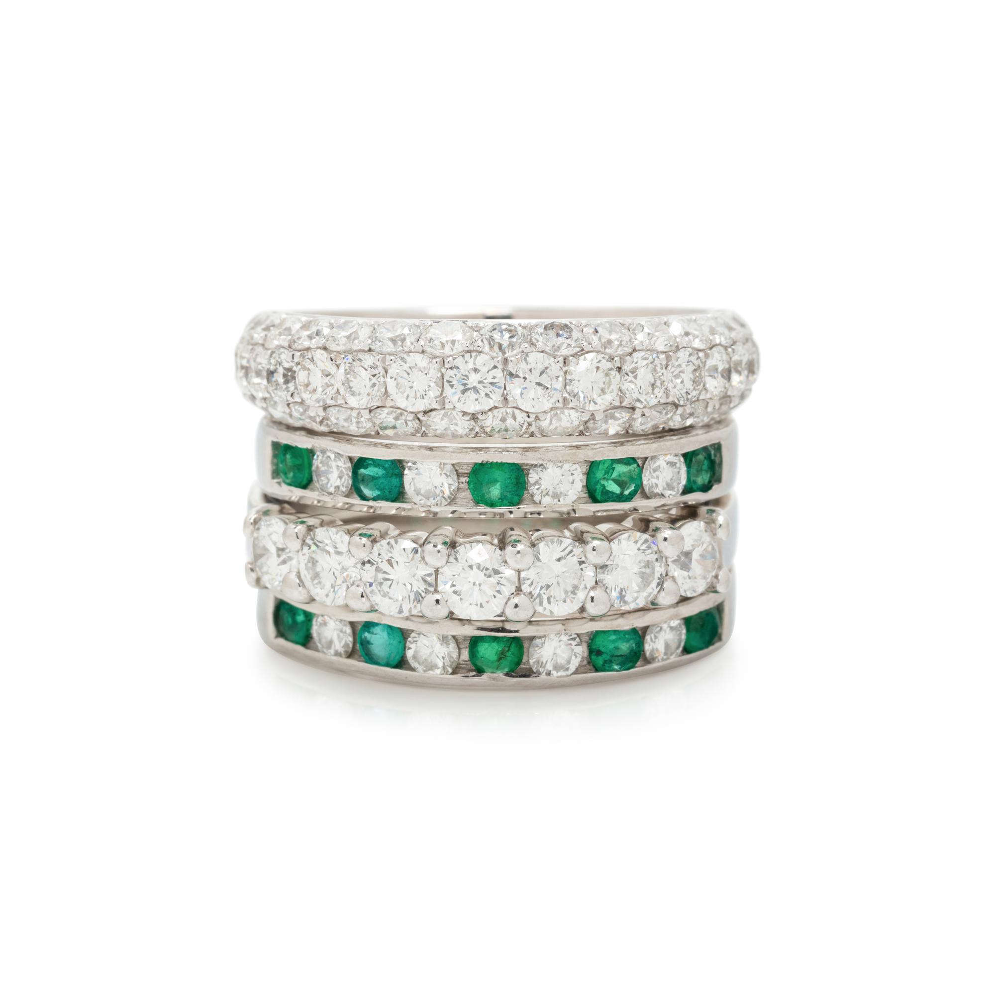DIAMOND AND EMERALD RING