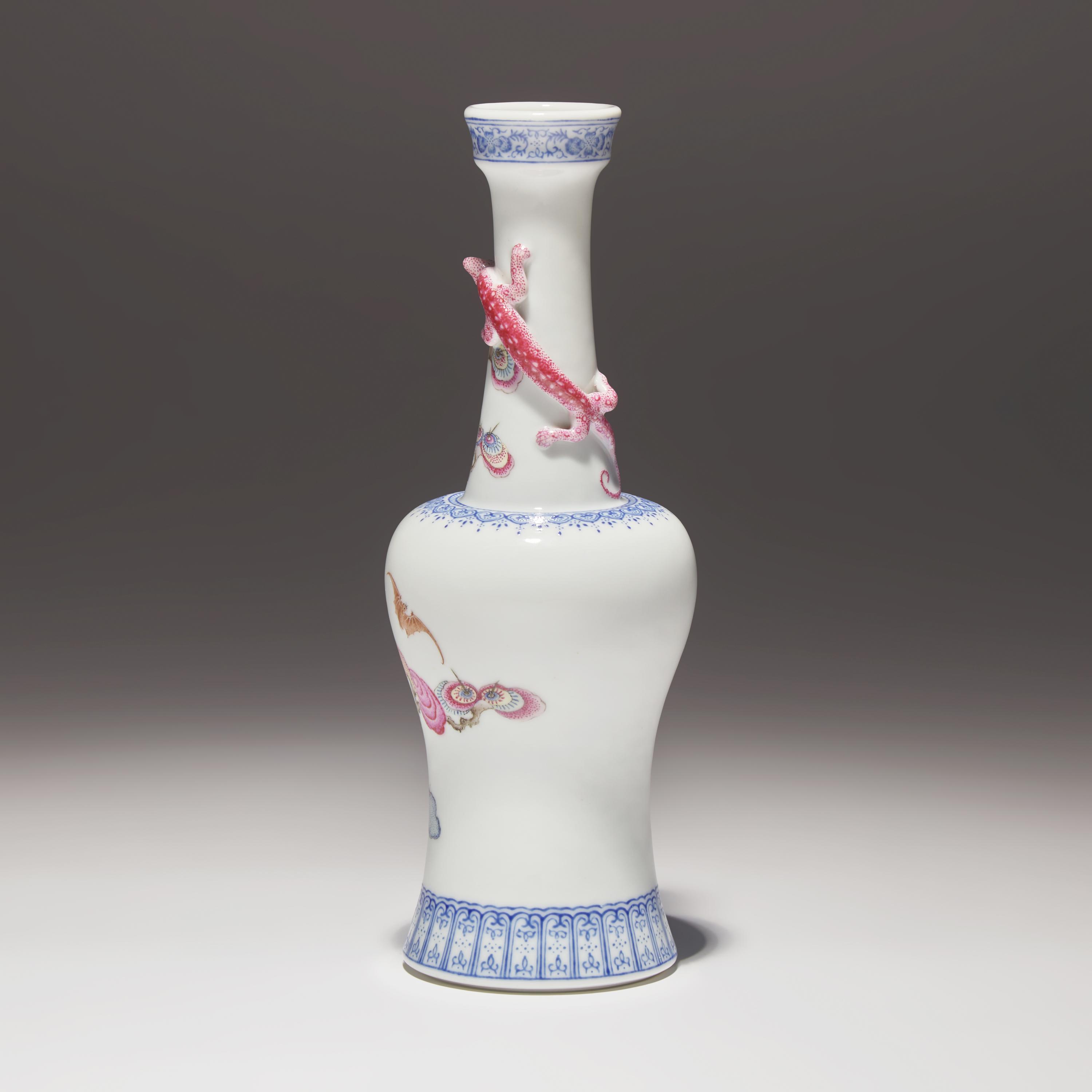 A Finely Decorated Chinese Enameled 'Lingzhi and Chilong' Porcelain Vase, Yongzheng Mark — 雍正款 粉彩靈芝紋盤螭龍搖鈴尊