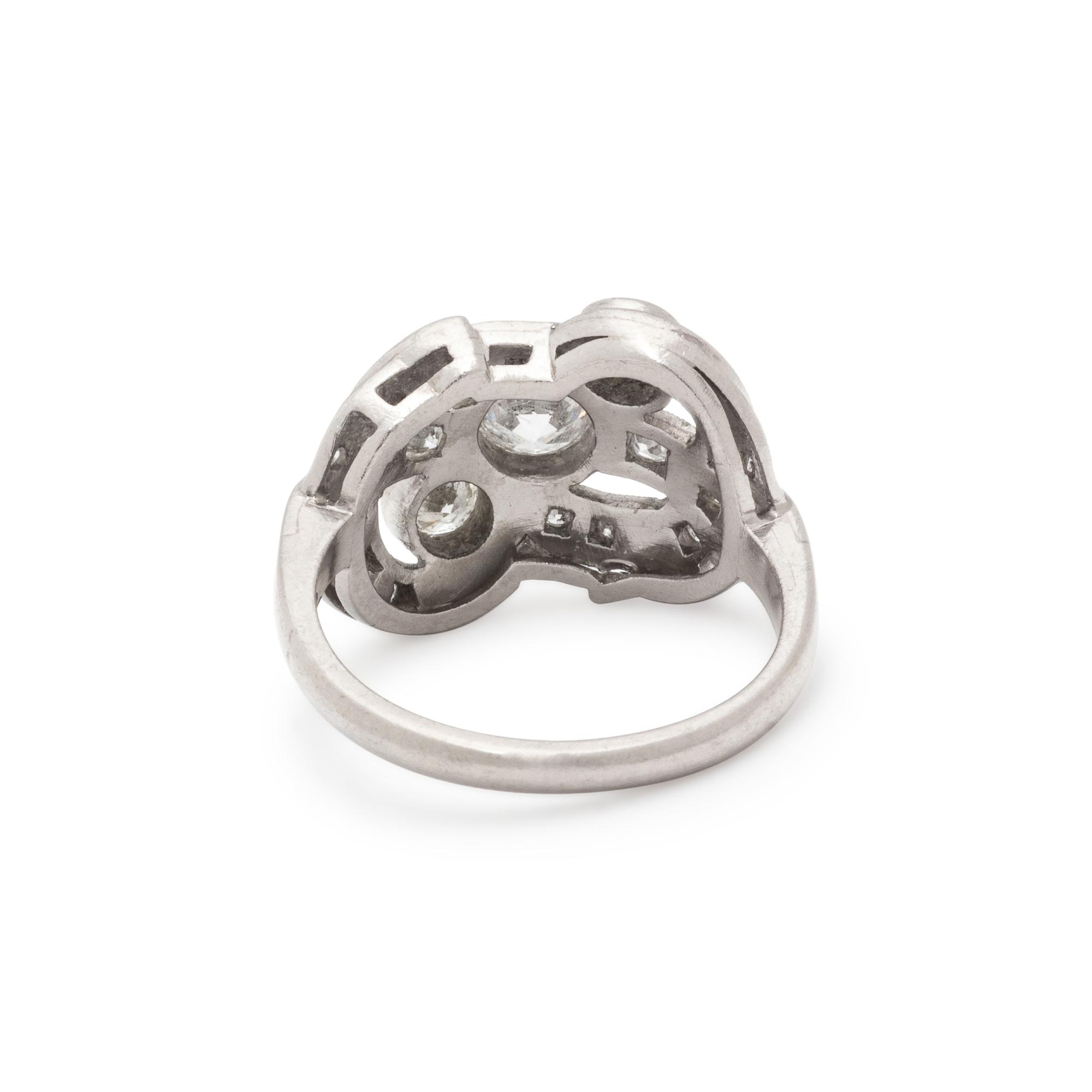 DIAMOND AND PLATINUM RING