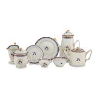 A Chinese Export Porcelain Tea Service