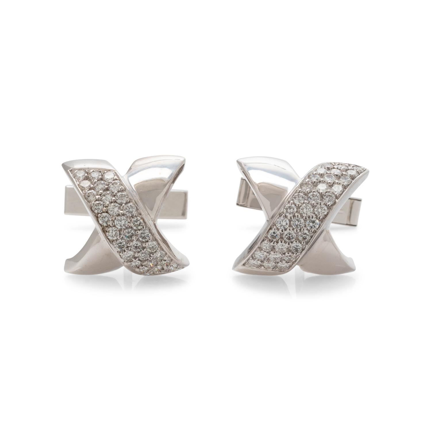 WHITE GOLD AND DIAMOND 'X' CUFFLINKS