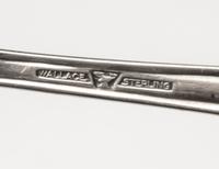 An American Silver Partial Flatware Service, R. Wallace & Sons Mfg. Co., Wallingford, CT, Stradivari pattern, comprising: 5 dinner kniv