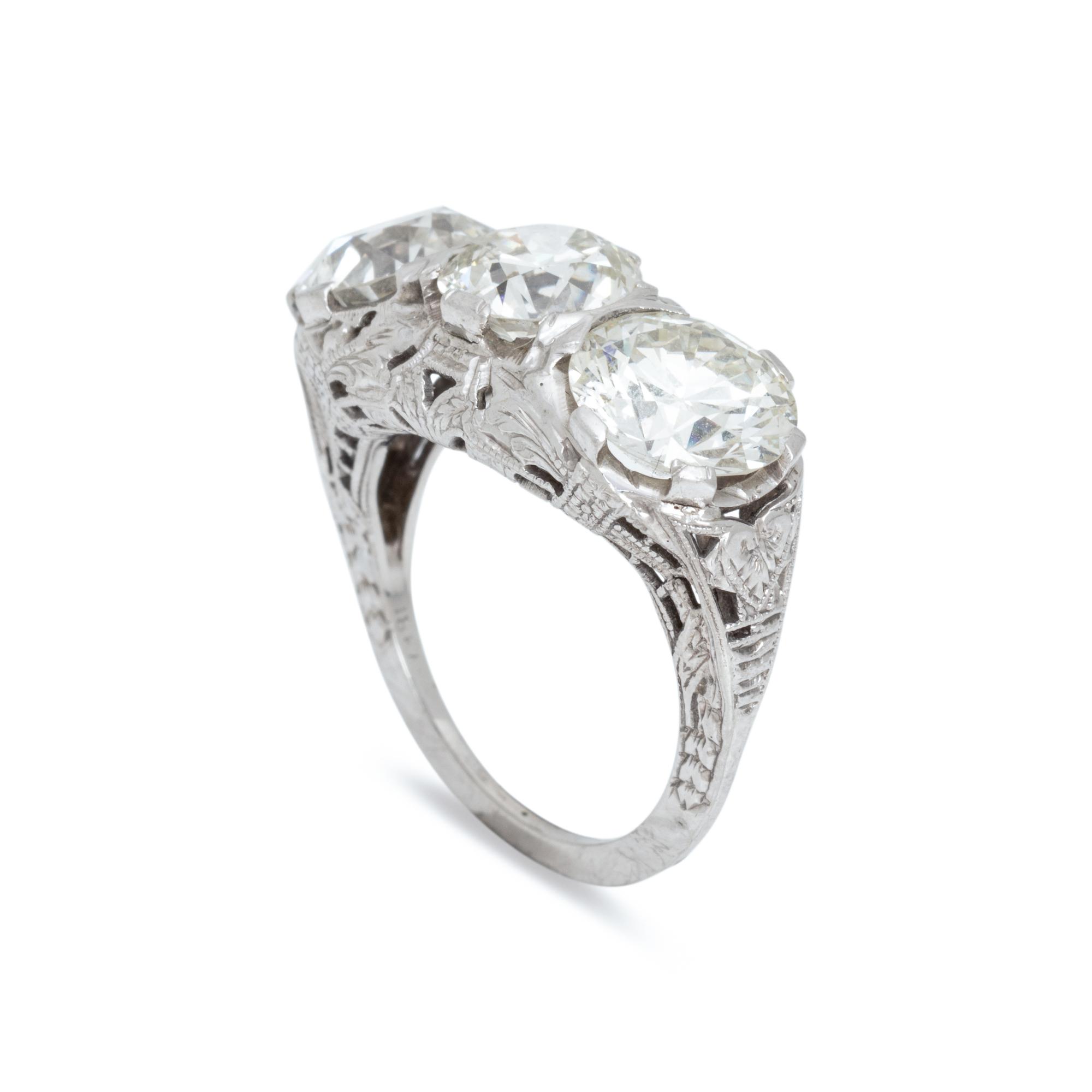 DIAMOND RING