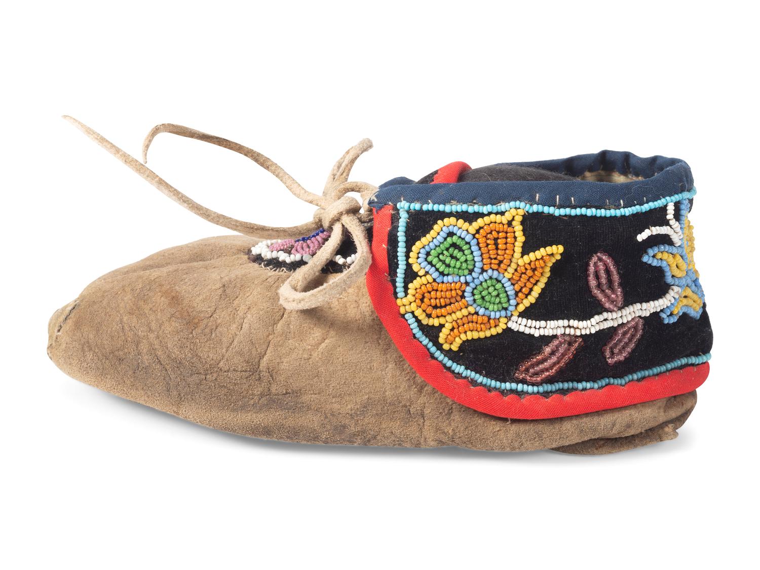 Anishinaabe Beaded Hide Moccasins
