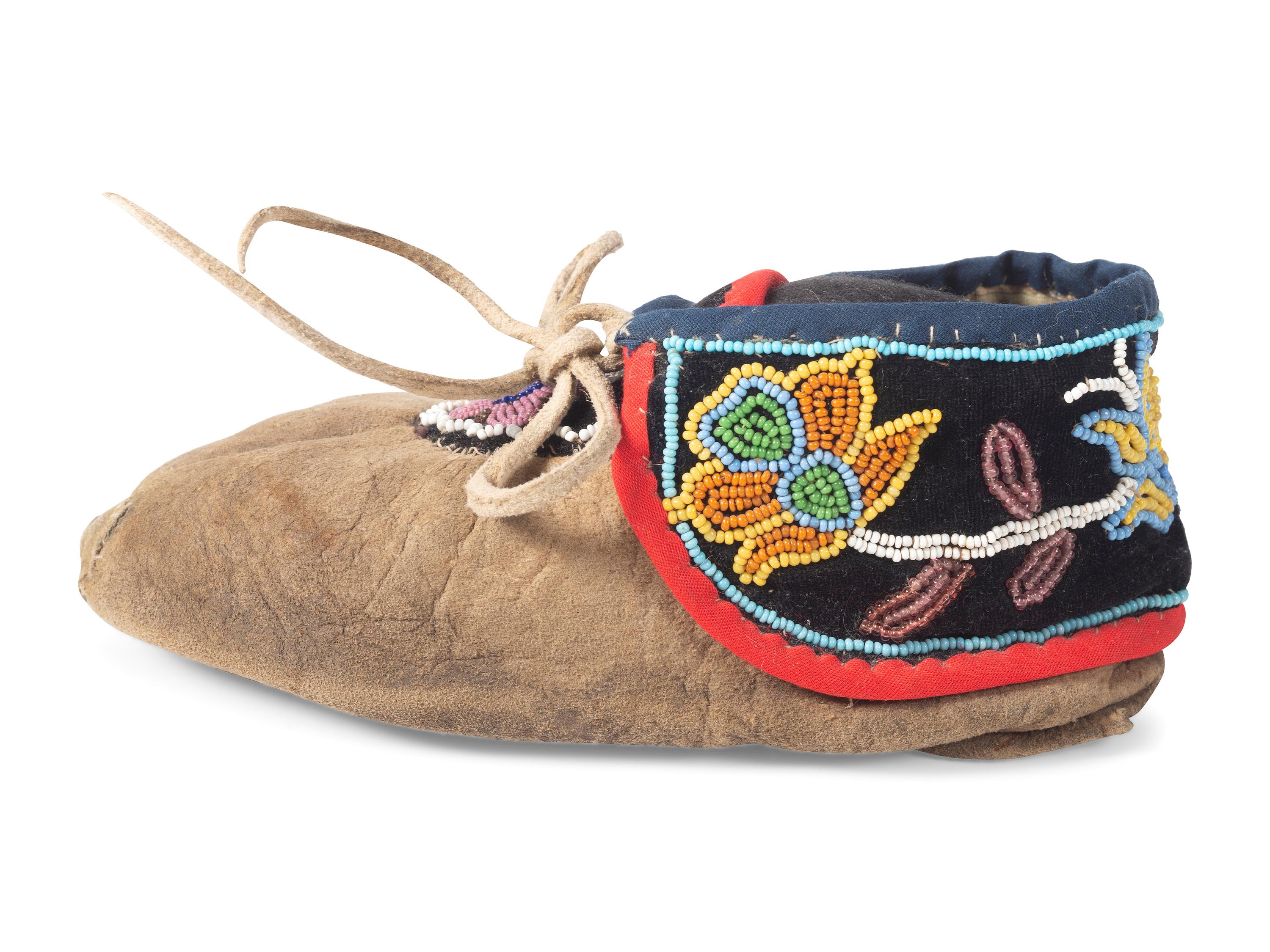 Anishinaabe Beaded Hide Moccasins