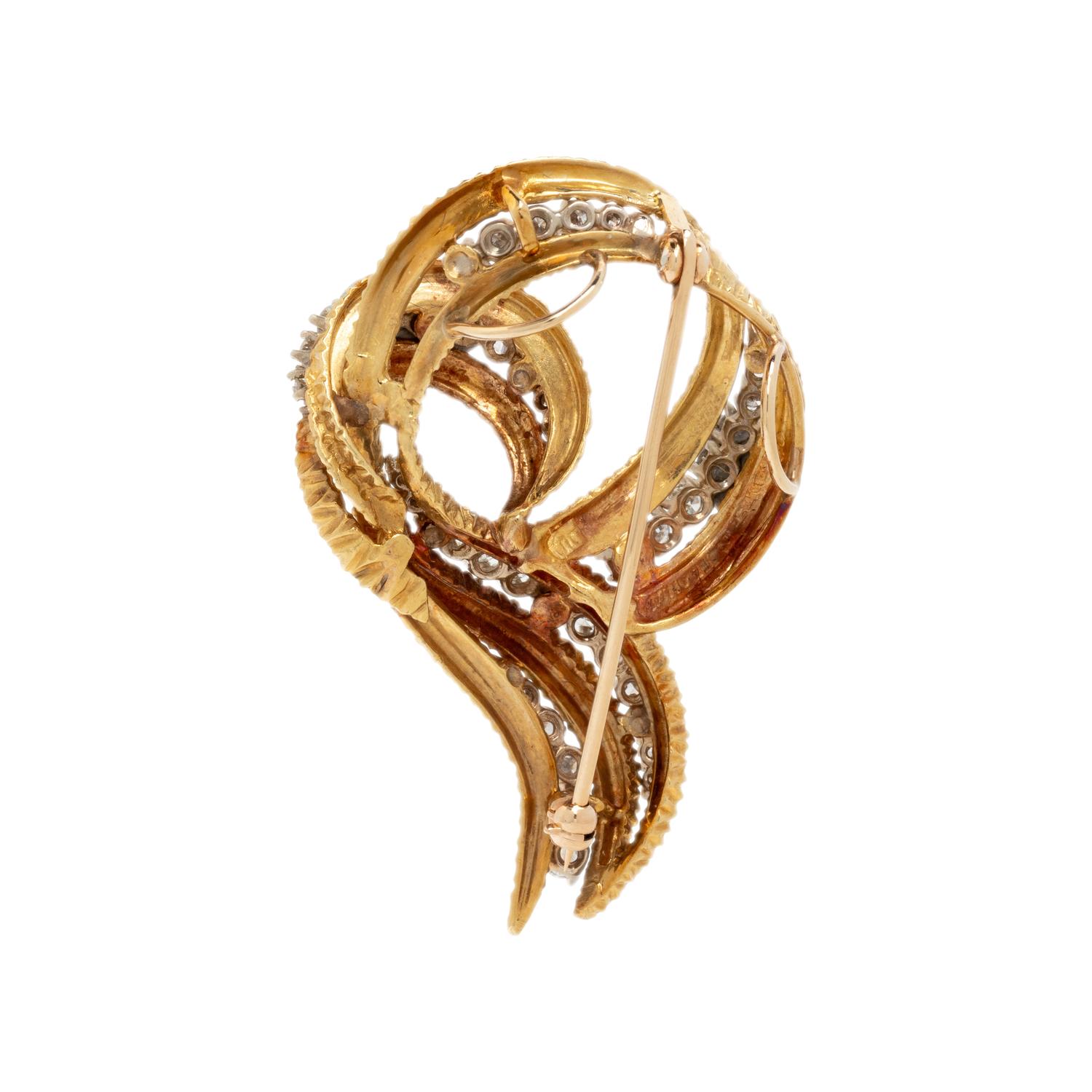 YELLOW GOLD AND DIAMOND PENDANT/BROOCH