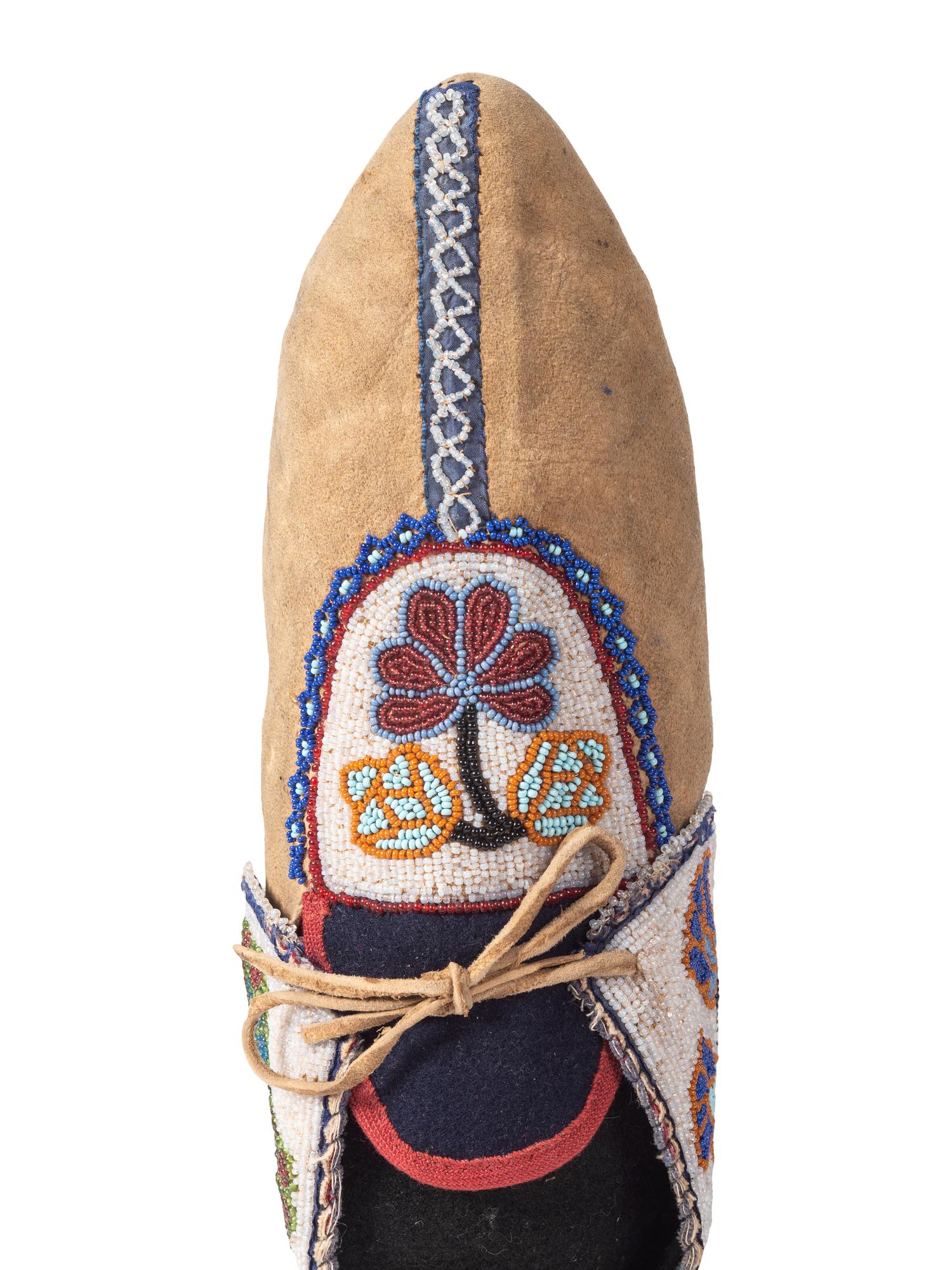 Great Lakes Beaded Hide Moccasins