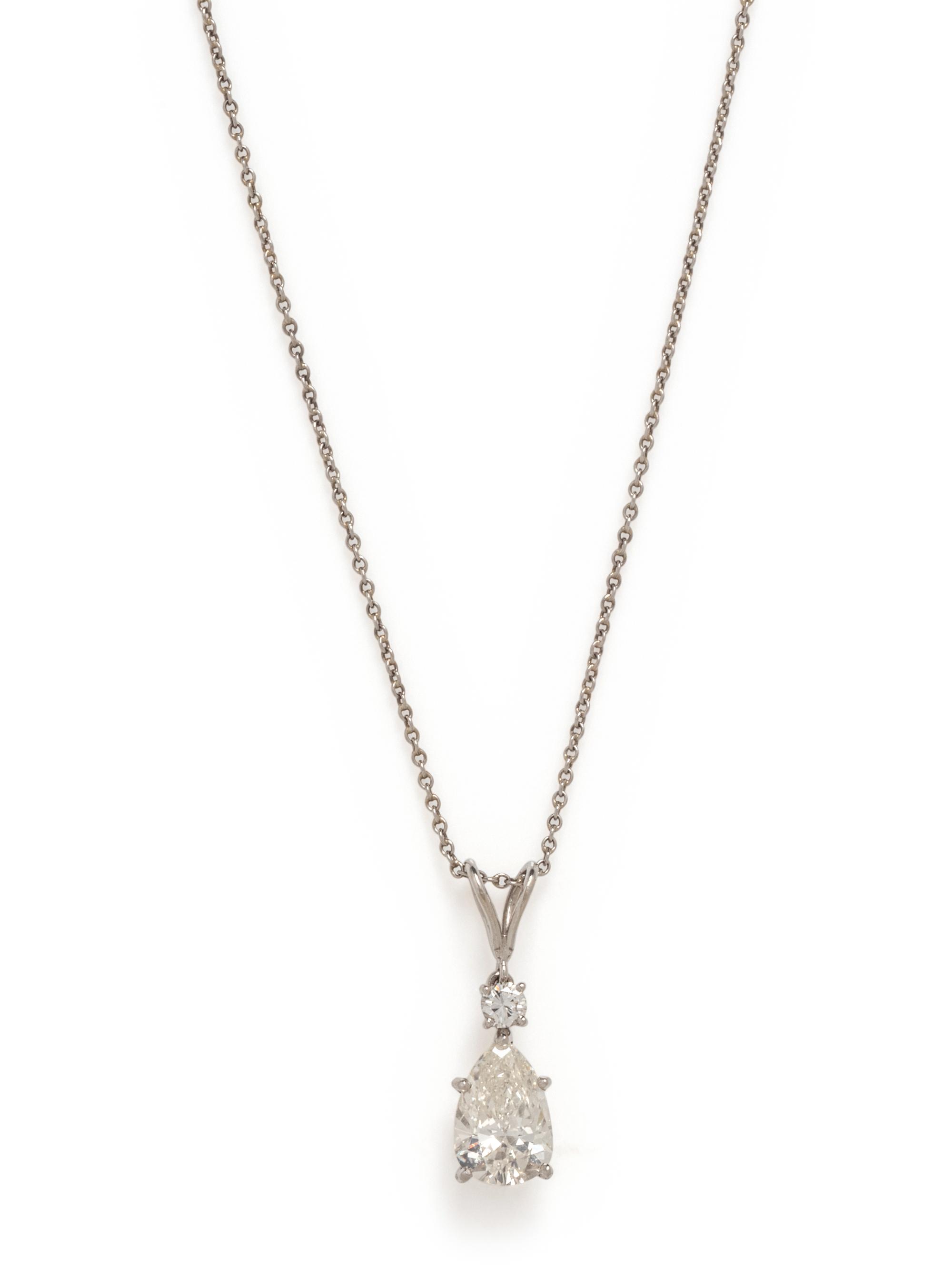 DIAMOND PENDANT/NECKLACE