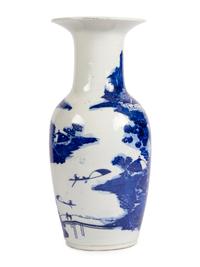 A Chinese Export Blue and White Porcelain Vase