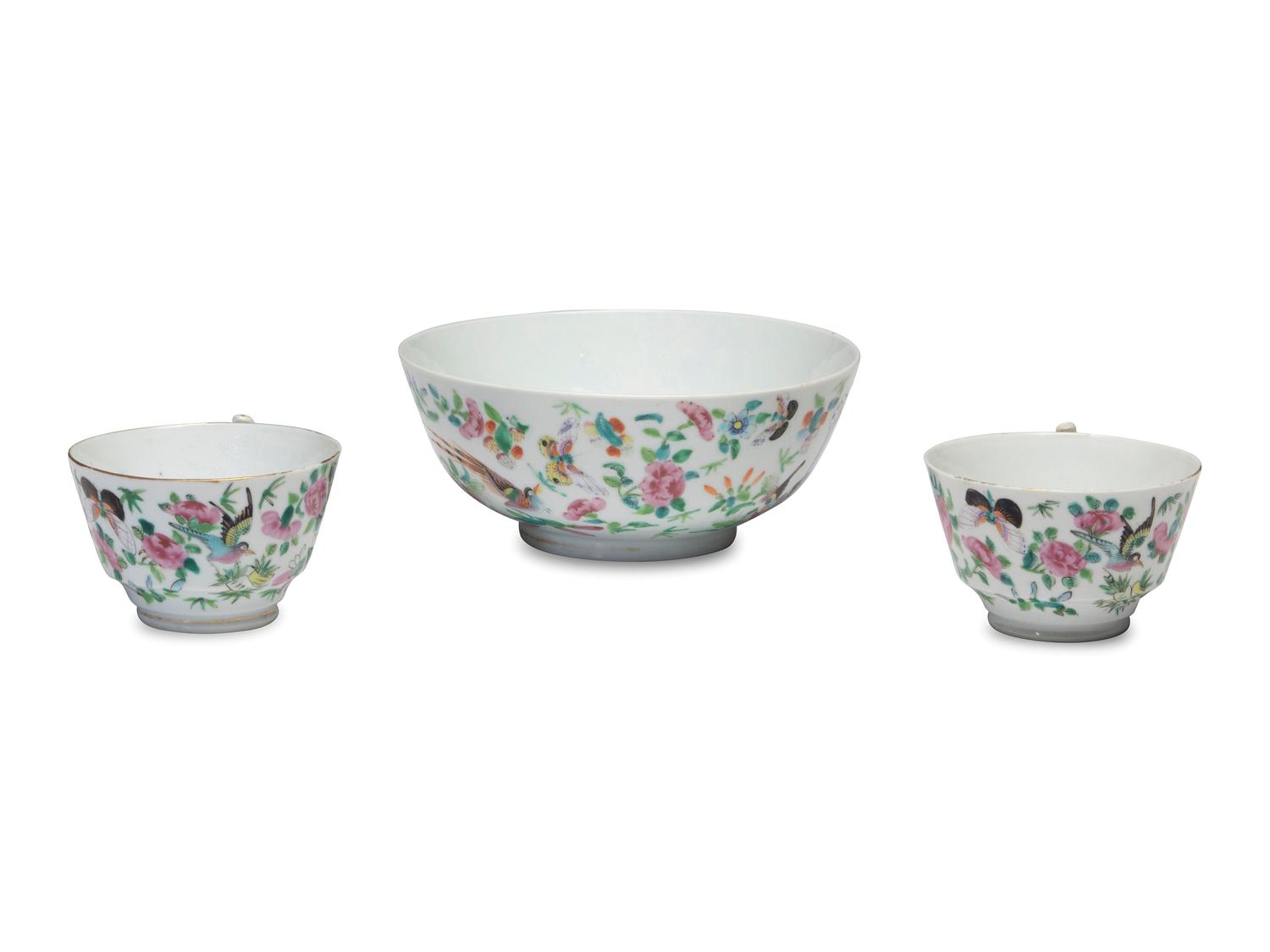 Nine Chinese Export Porcelain Famille Rose and Rose Medallion Articles
