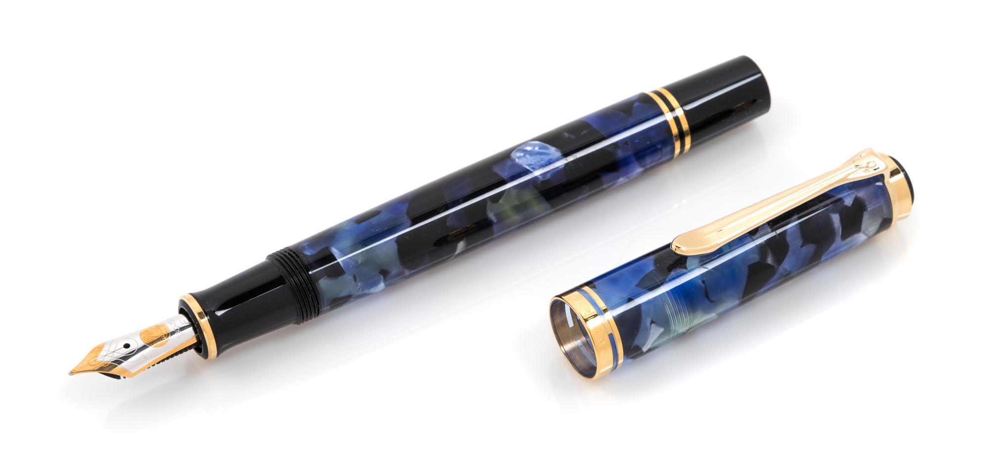 A Pelikan Souveran City Line: Stockholm Special Edition Fountain Pen