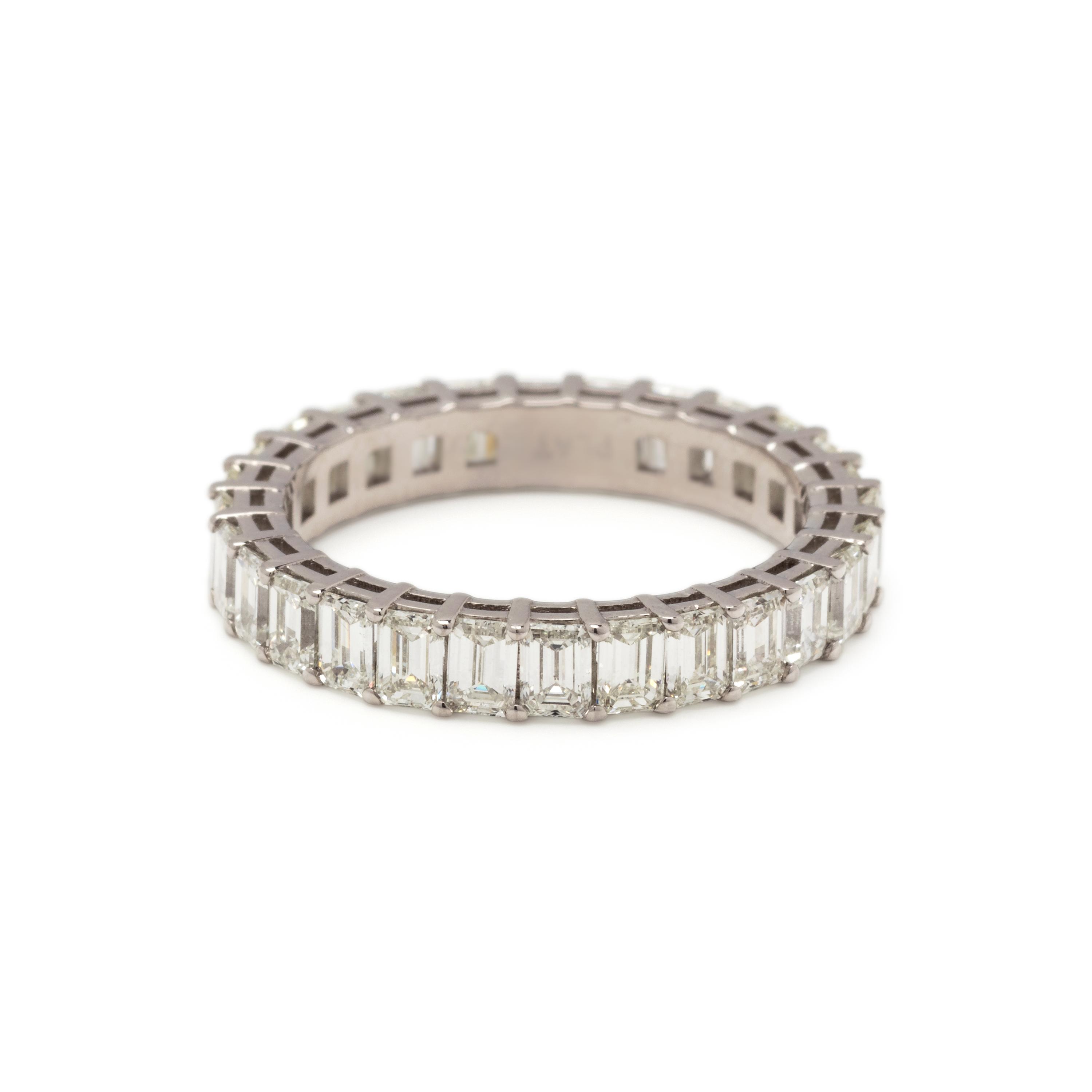 DIAMOND ETERNITY BAND