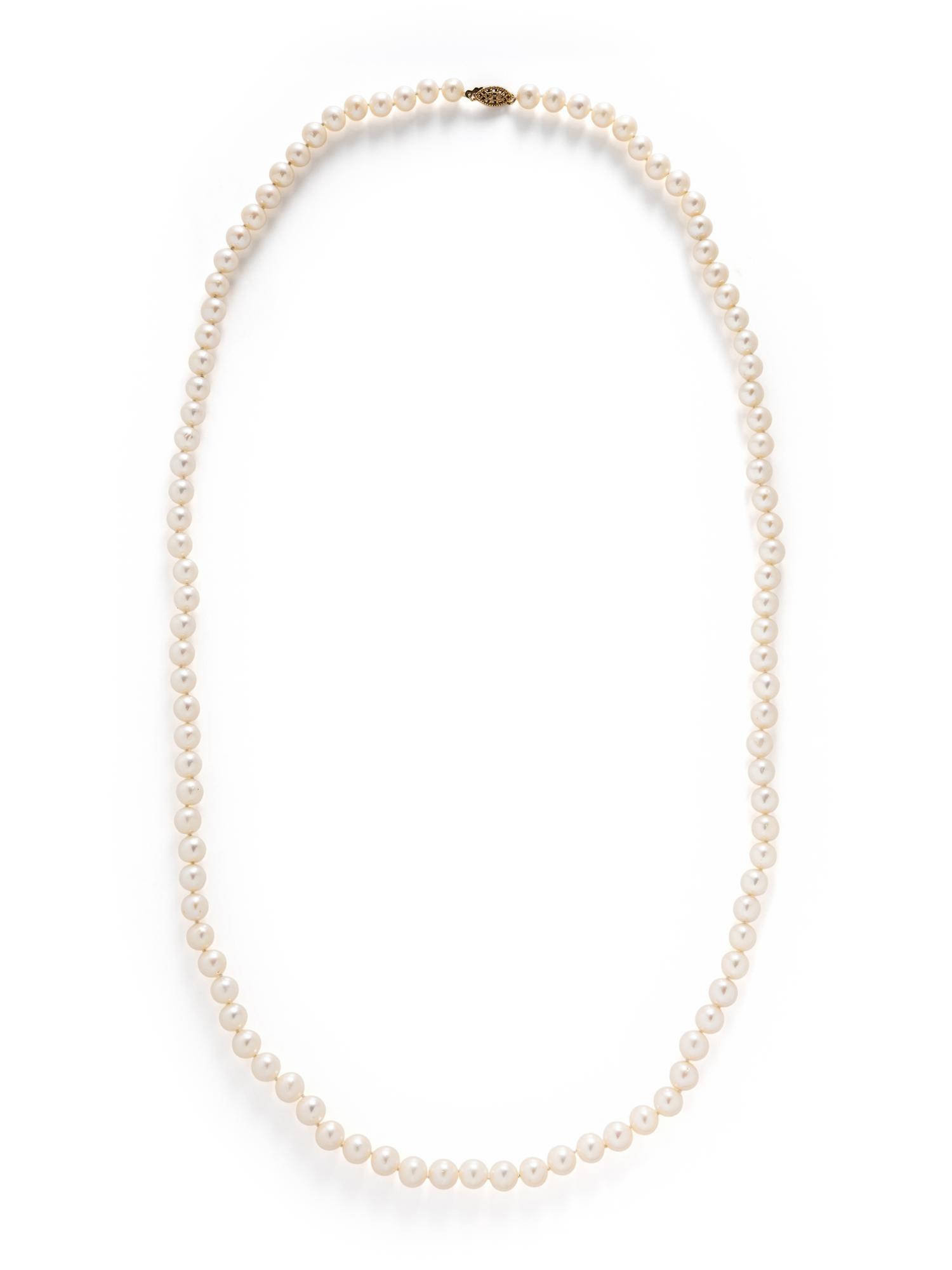 CULTURED PEARL NECKLACE