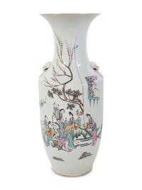 A Large Chinese Famille Rose Porcelain Vase