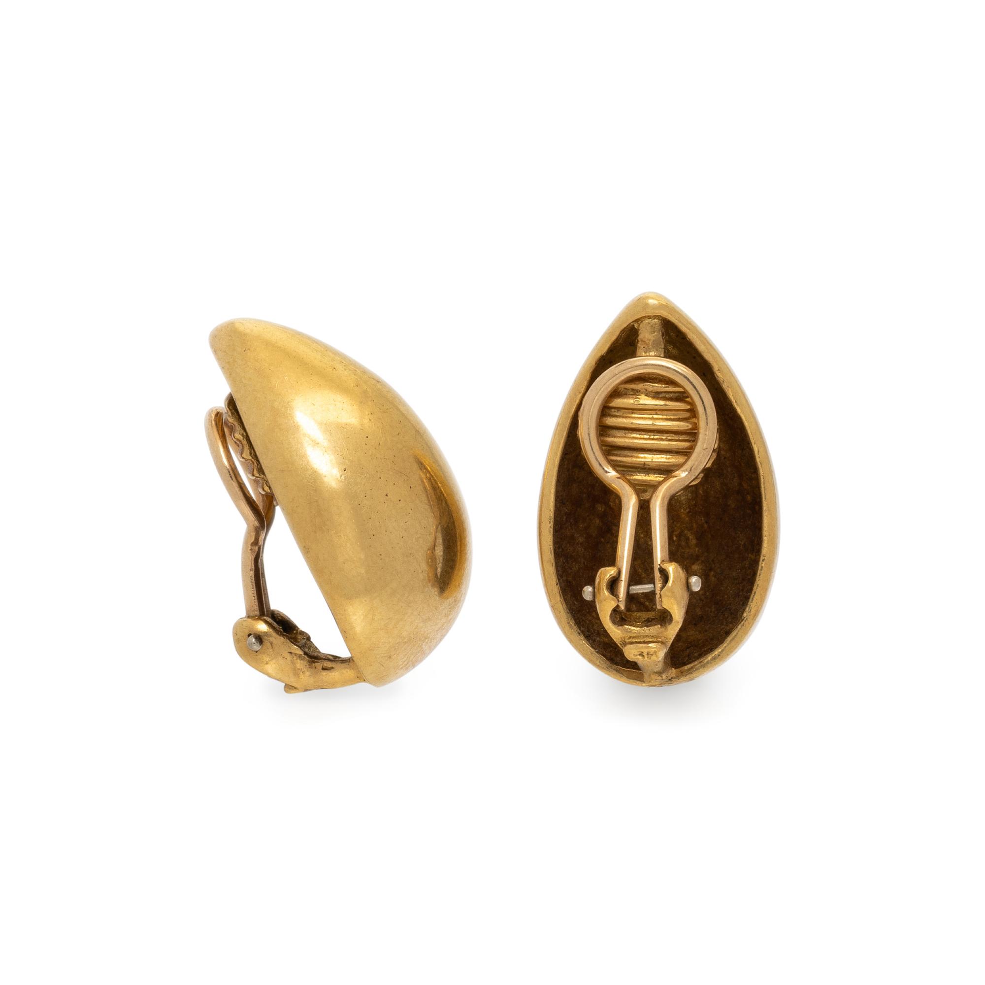 YELLOW GOLD EARRINGS