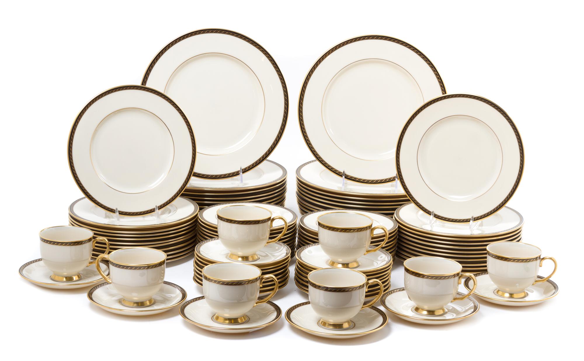 An English Porcelain Dinner Service Diameter of dinner plate 10 1/2 inches.