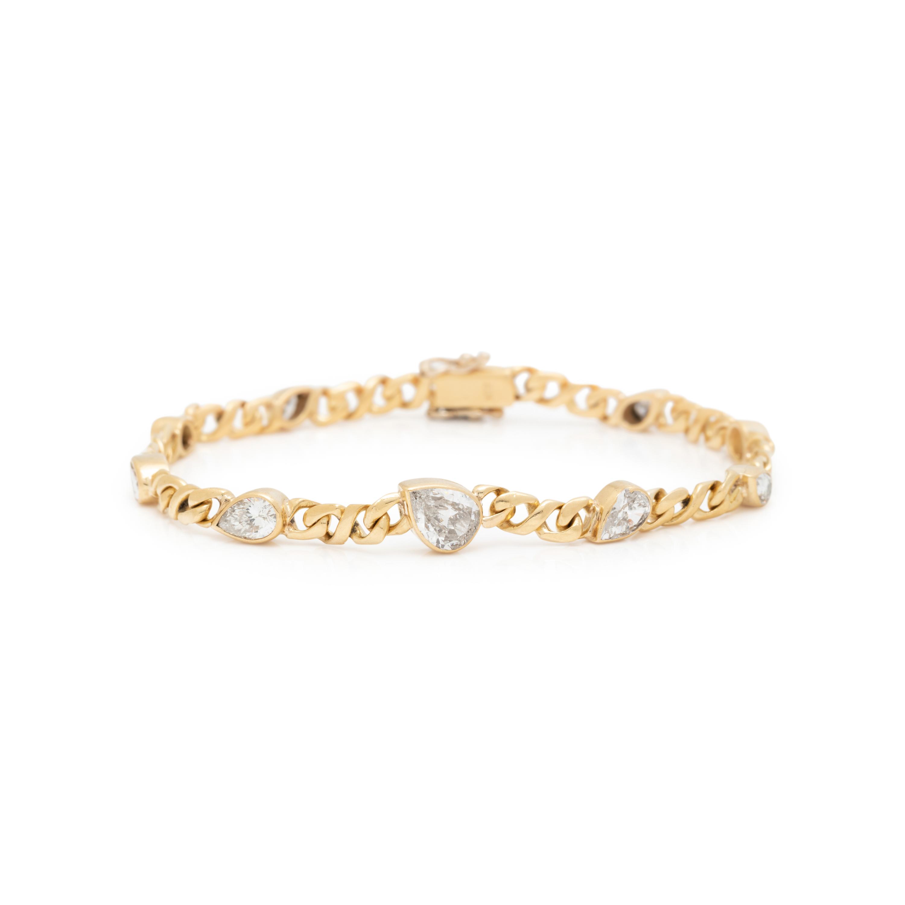 YELLOW GOLD AND DIAMOND BRACELET