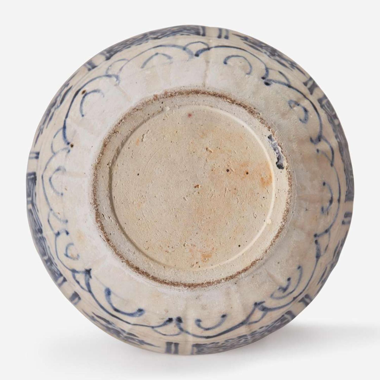 A large Vietnamese blue and white covered lobed box Le dynasty 15th/16th century