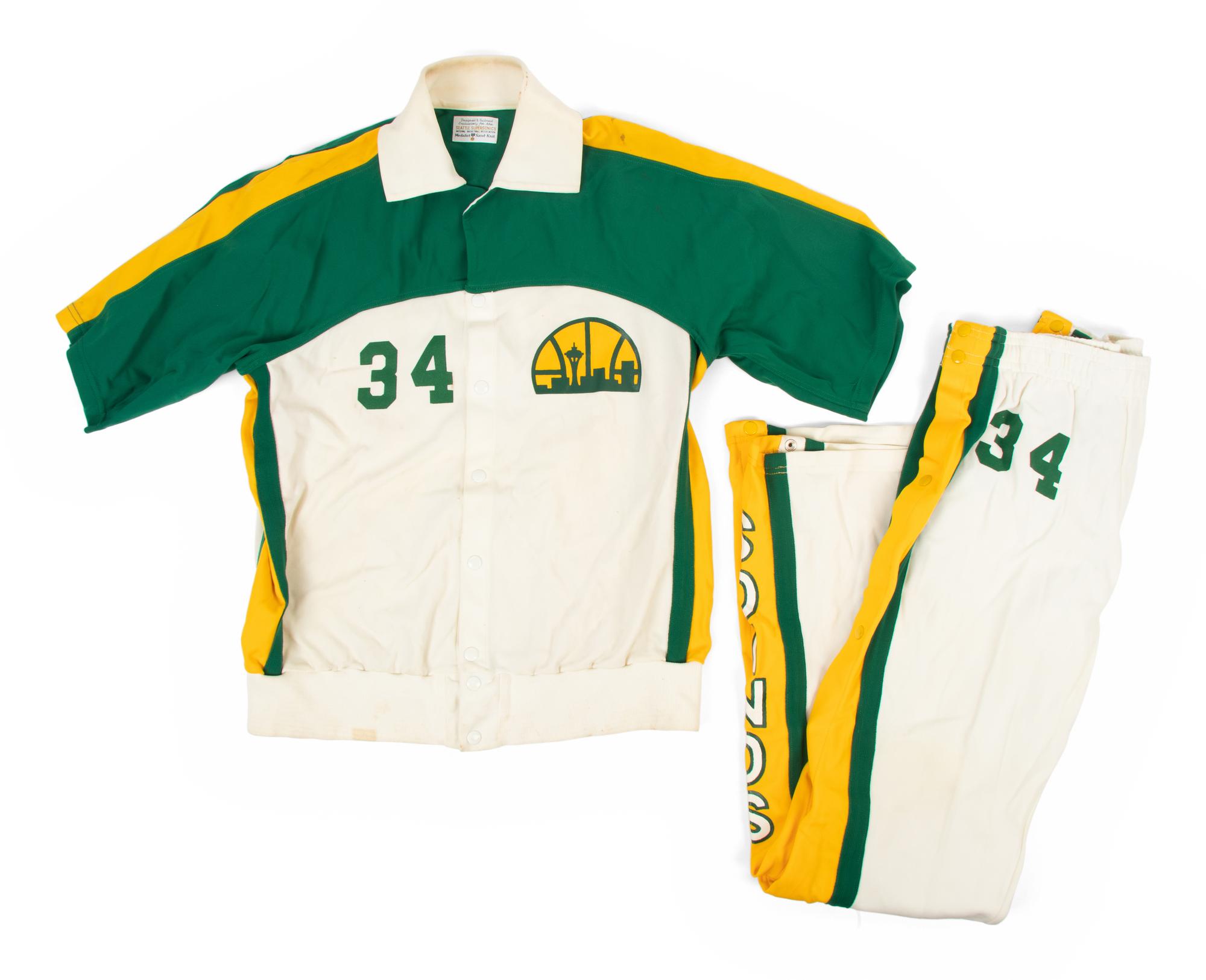 A Jacky Dorsey 1980-81 Seattle Supersonics NBA Game Issued / Worn Warm Up Jacket and Pants