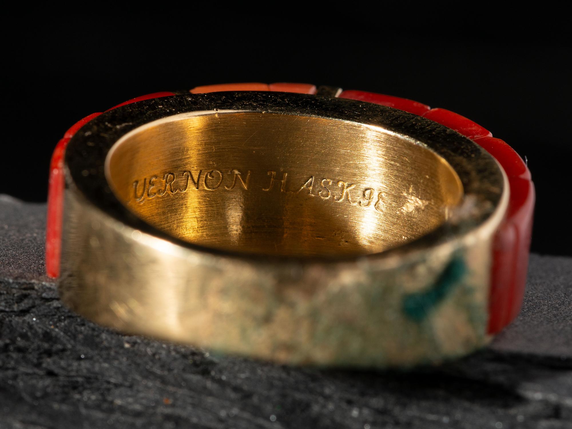 18K Gold and Coral Ring