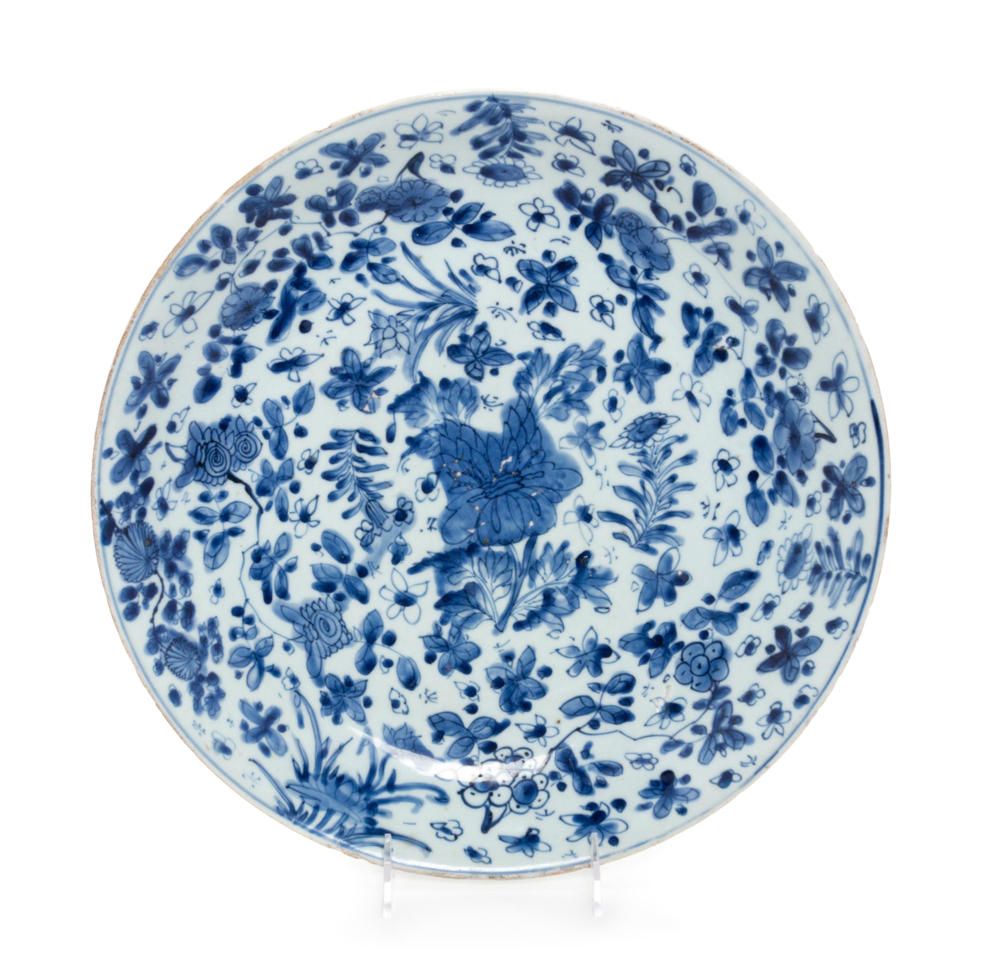 A Chinese Export Blue and White Porcelain Charger