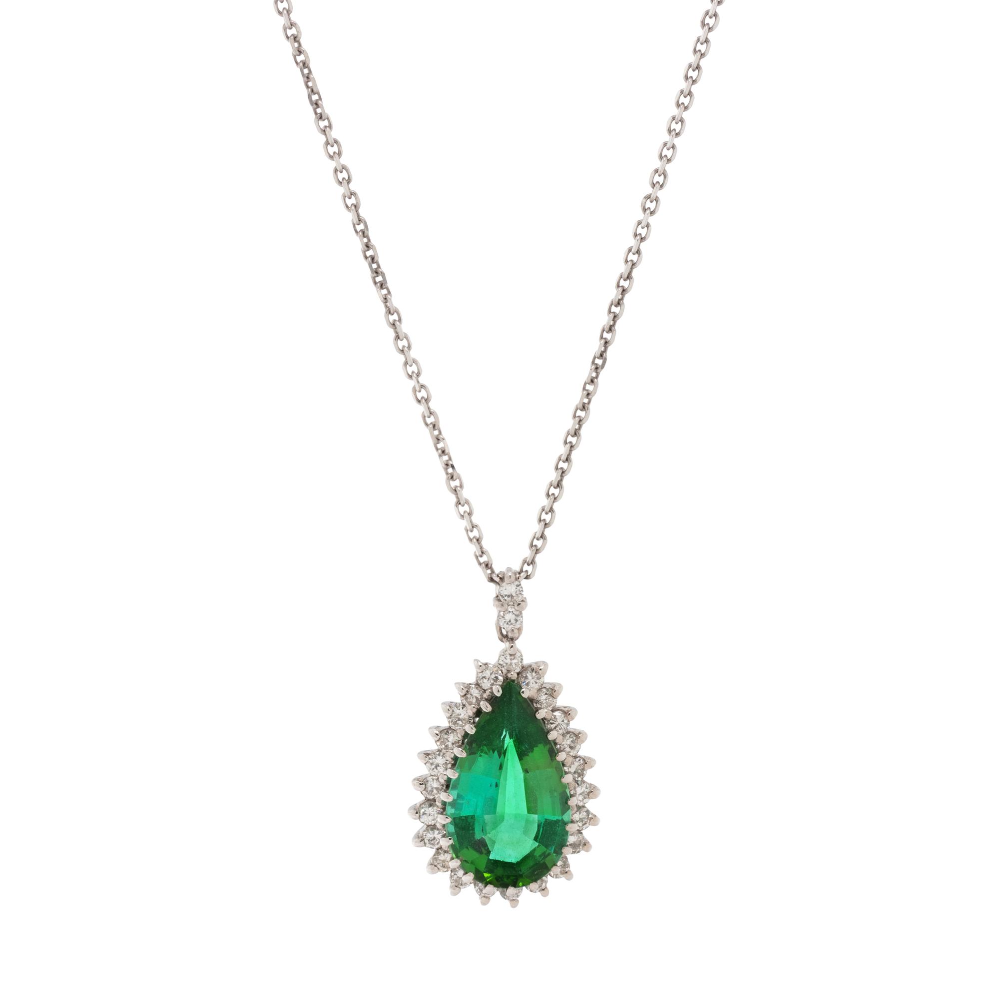 GREEN TOURMALINE AND DIAMOND PENDANT NECKLACE