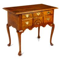 A Queen Anne Style Maple Lowboy Height 30 x width 36 1/2 x depth 20 1/2 inches. — 20TH CENTURY