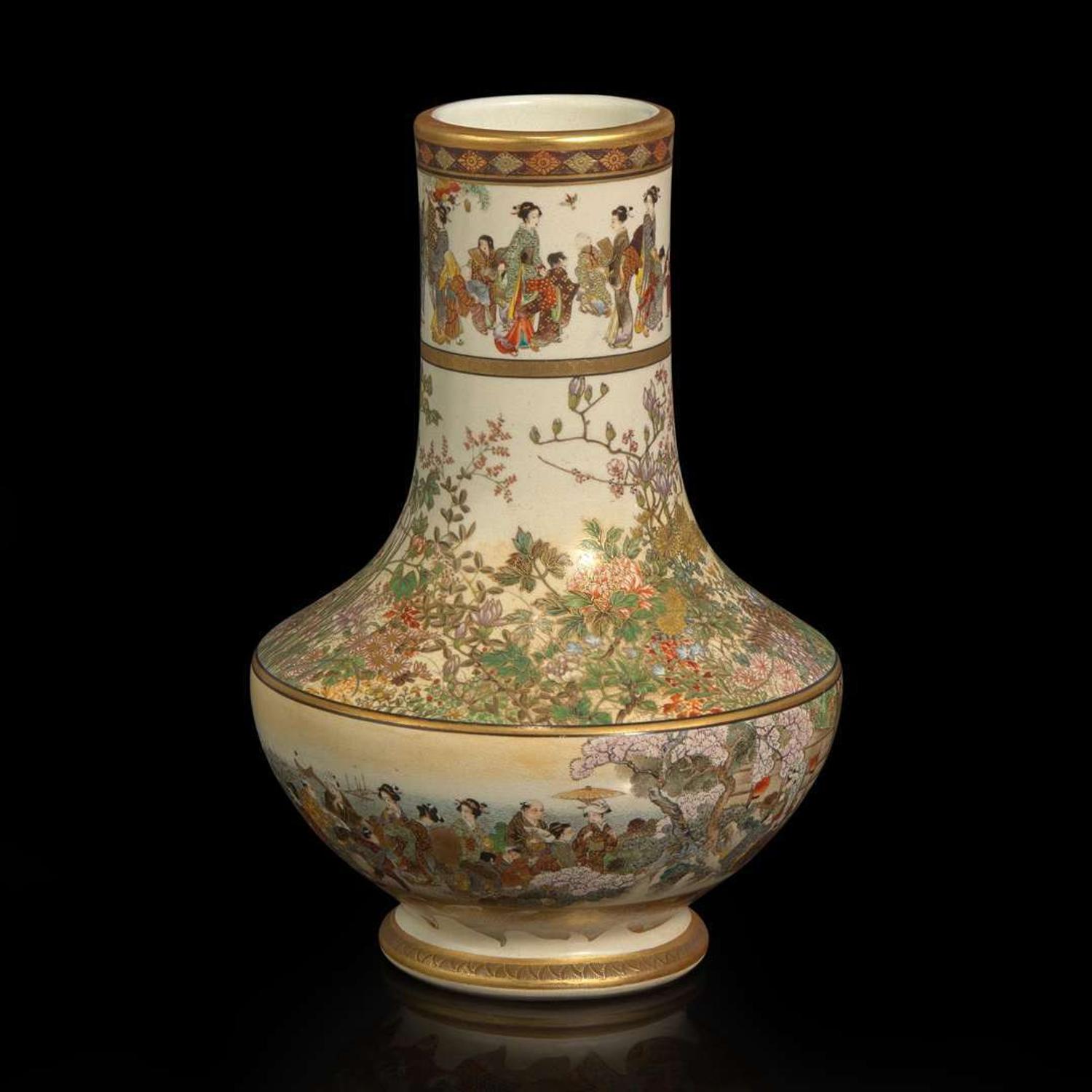 A finely-decorated Satsuma-type vase, Okamoto Ryozan 日本萨摩烧风格瓷瓶 亮山造 Meiji period ??