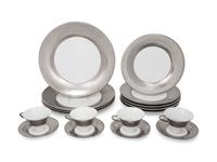 A Hering Berlin Polite Platinum Porcelain Dinner Service