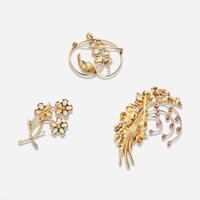 A Collection of Three 14K Yellow Gold Pins