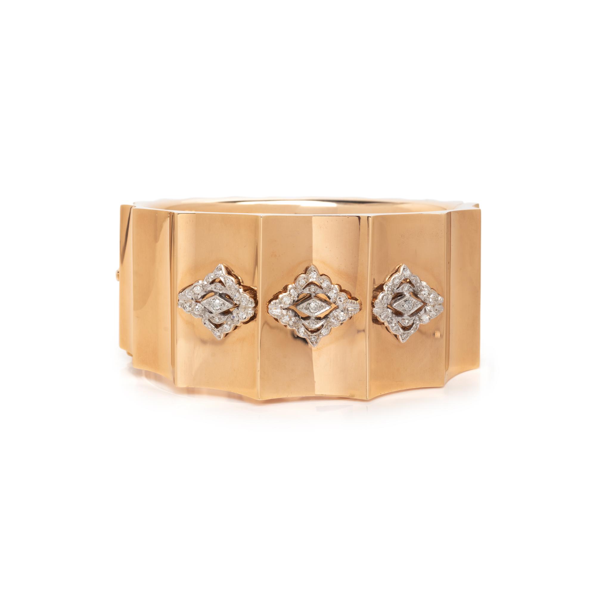 YELLOW GOLD, PLATINUM AND DIAMOND BANGLE BRACELET