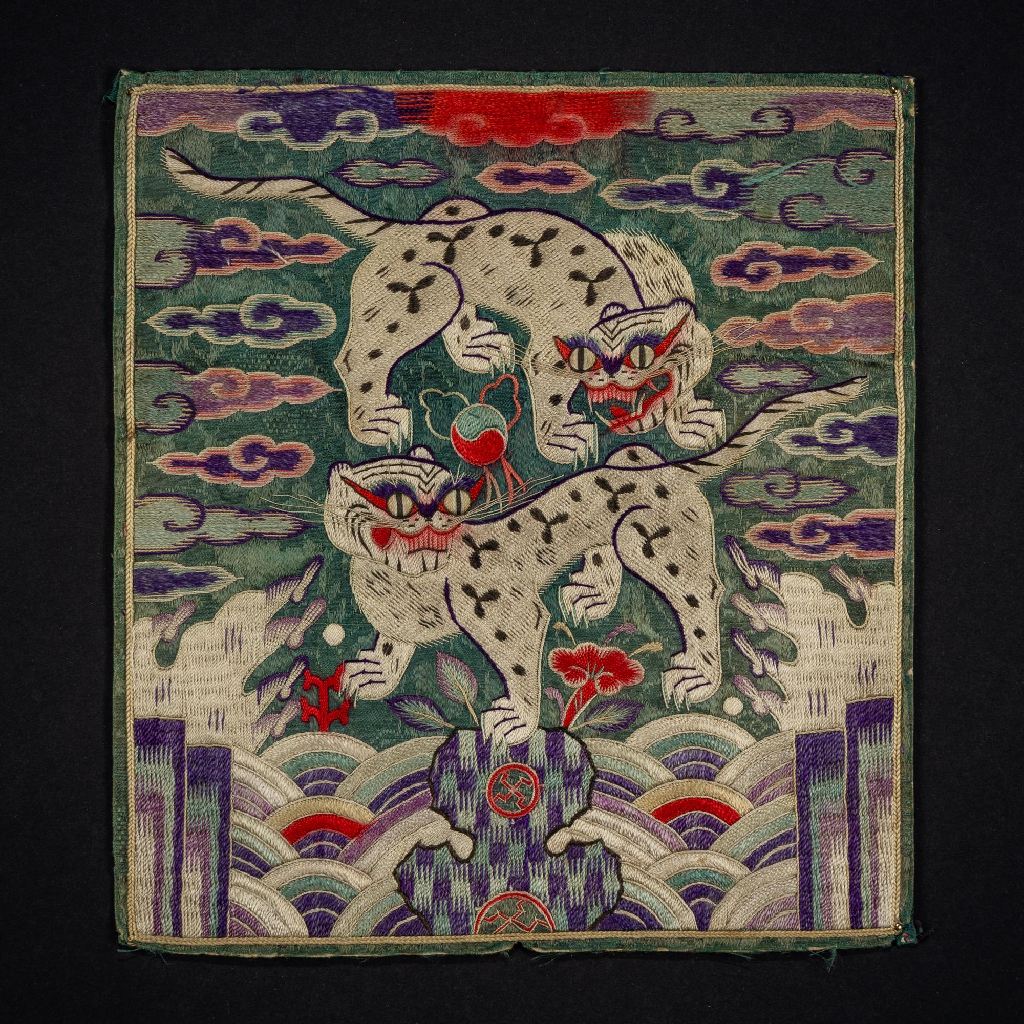 Two Korean 'Tigers' Rank Badges, Joseon Dynasty, 19th Century — 朝鮮王朝 武官虎紋補子兩種