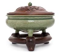 A Large Longquan Celadon Porcelain Tripod Censer Diameter 12 1/8 inches. — MING DYNASTY (1368-1644)