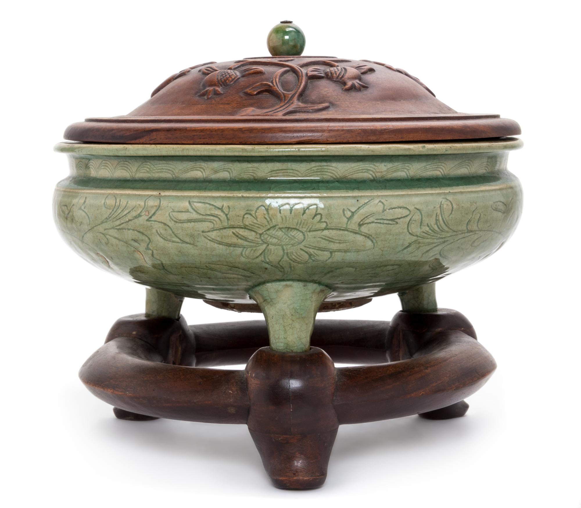 A Large Longquan Celadon Porcelain Tripod Censer Diameter 12 1/8 inches. — MING DYNASTY (1368-1644)