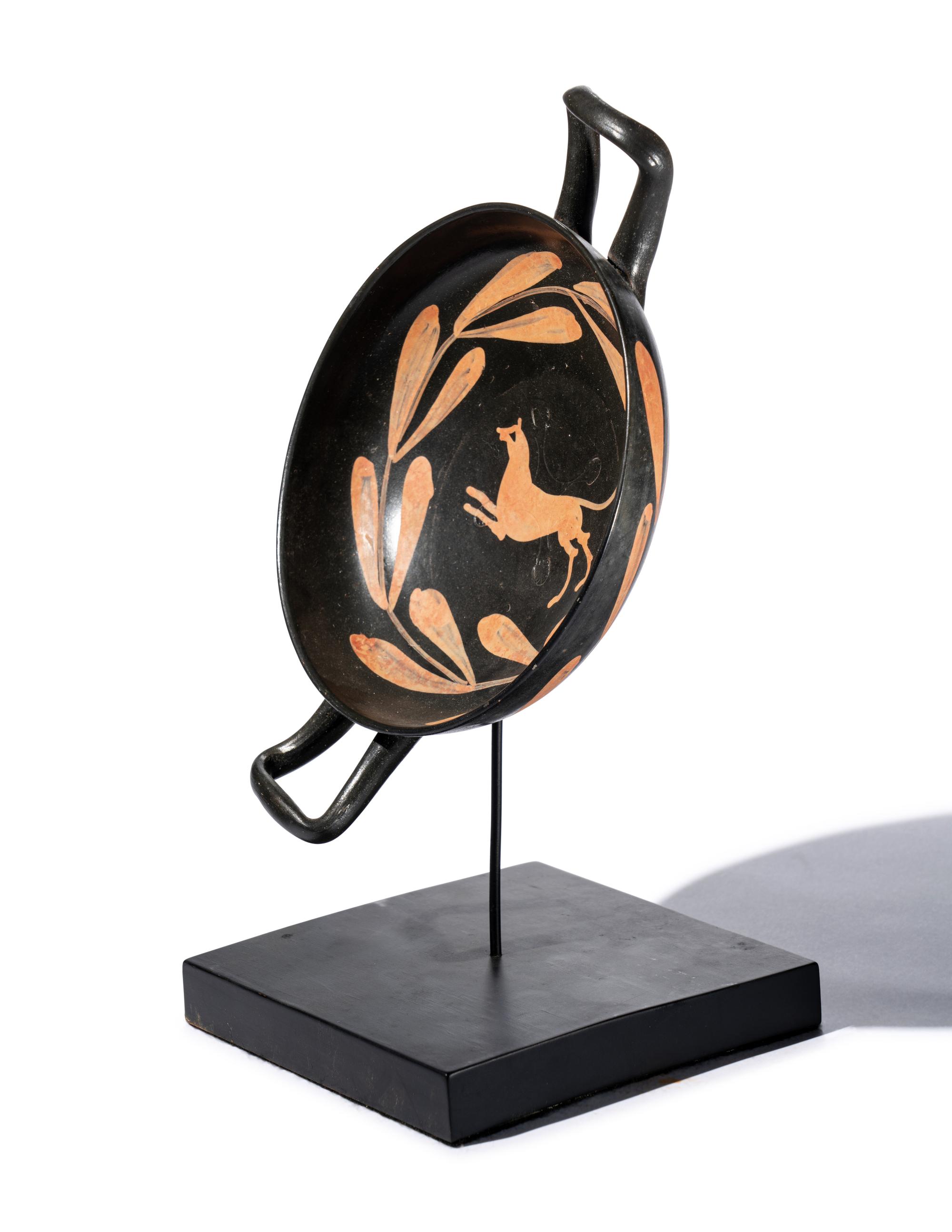 An Apulian Xenon-Ware Kylix