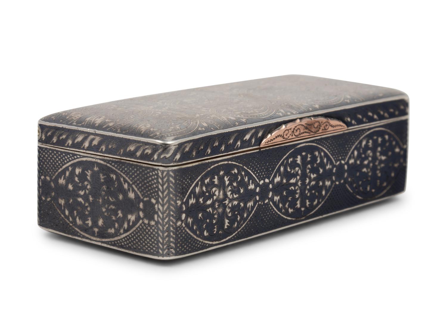 A Russian Niello Silver Snuff Box