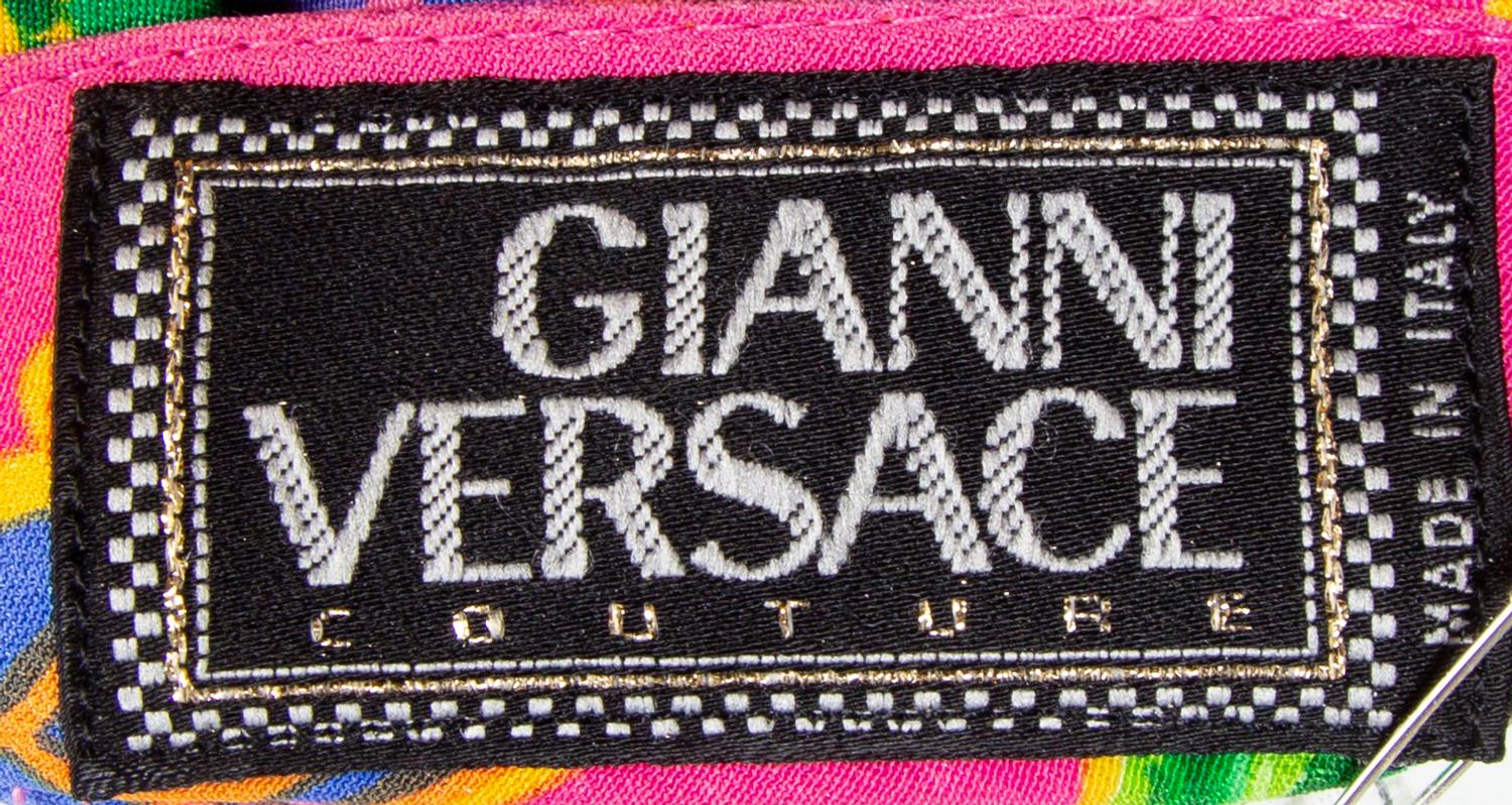 A Gianni Versace Silk Print Pant, Size 42.