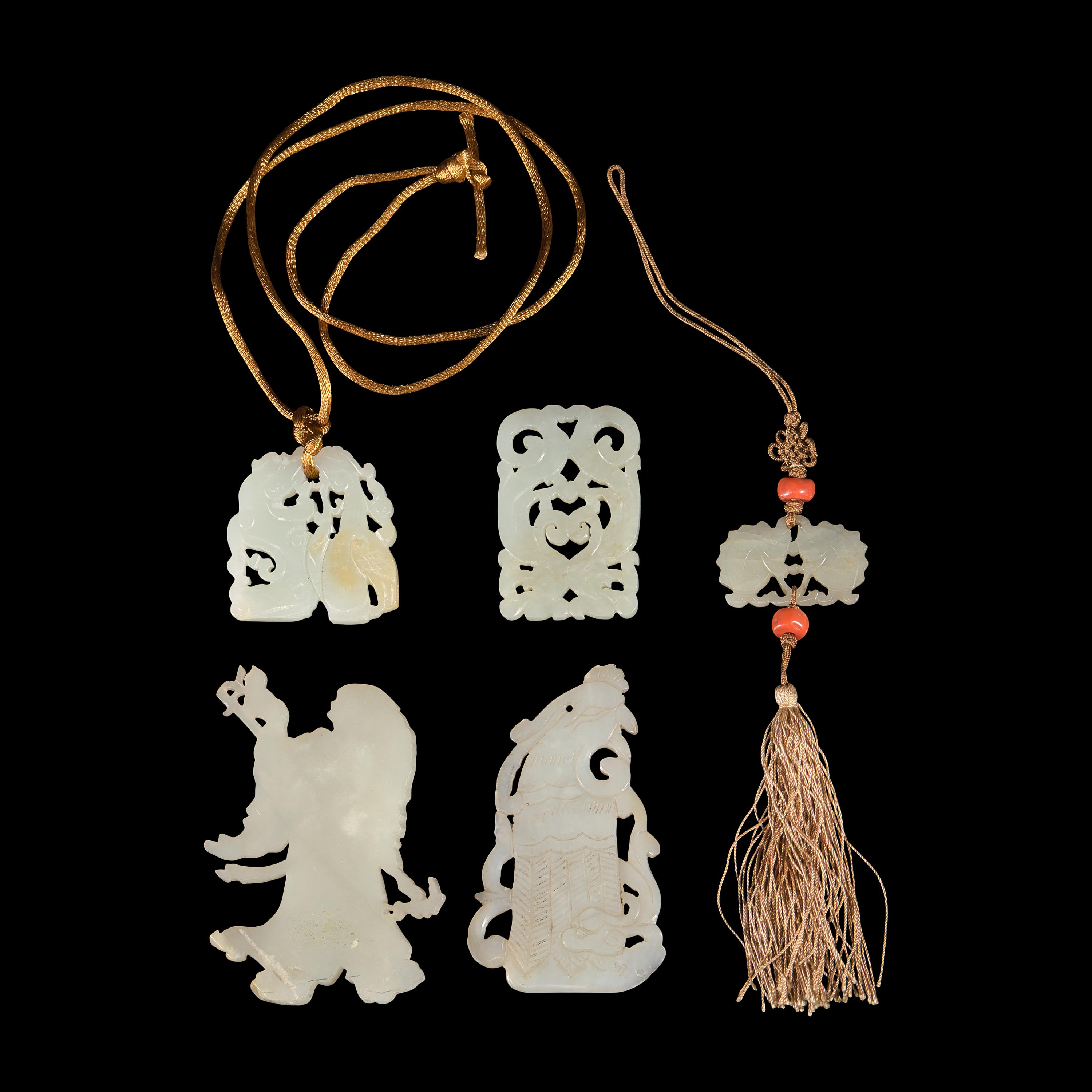 Five Chinese Jade Carvings, Qing Dynasty — 清 玉佩五枚