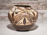 Acoma/Laguna Pottery Jar
