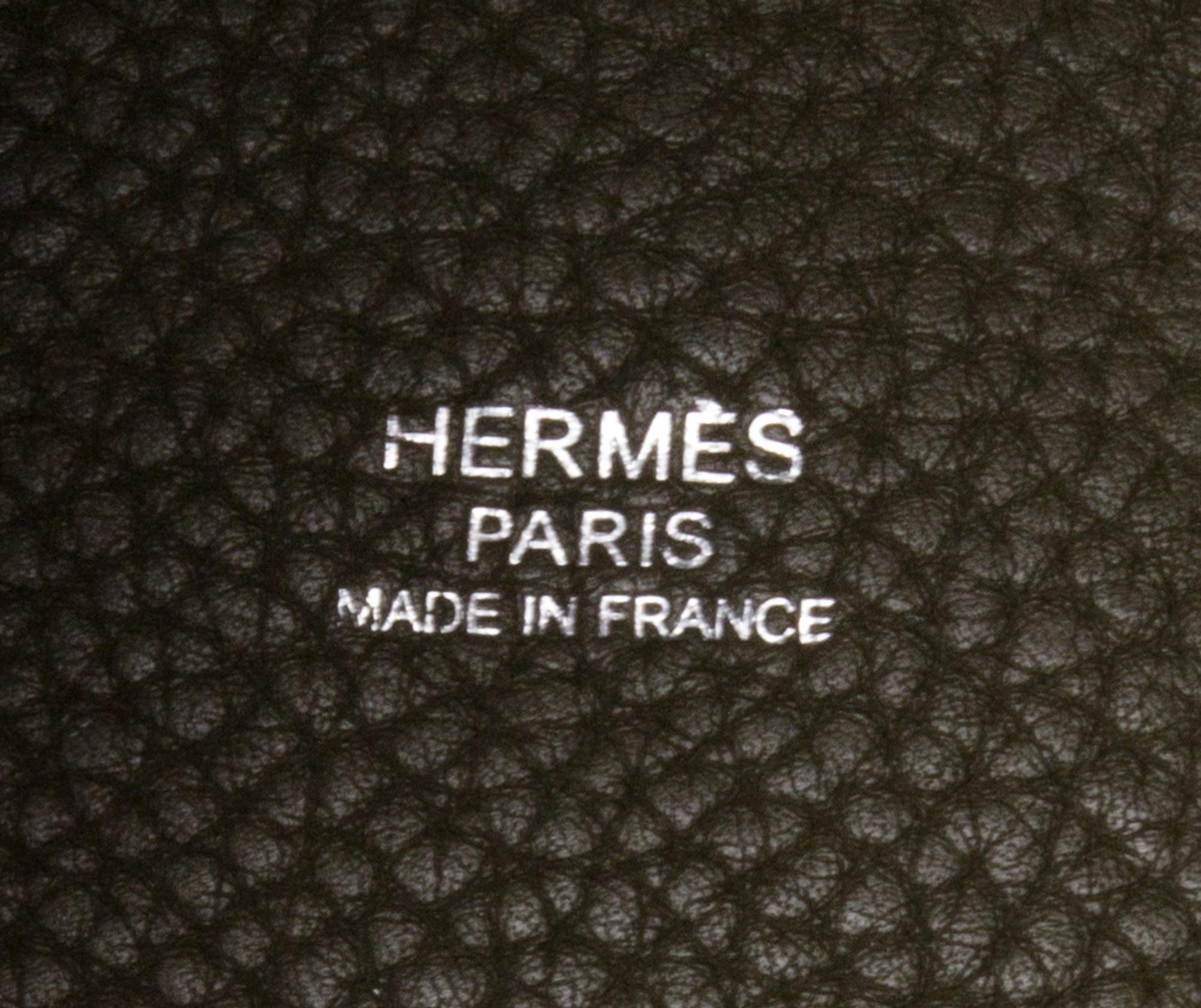 An Hermes Vert Veronese Taurillon Clemence Picotin Lock GM Handbag, 10.5" x 10.5" x 8.5".